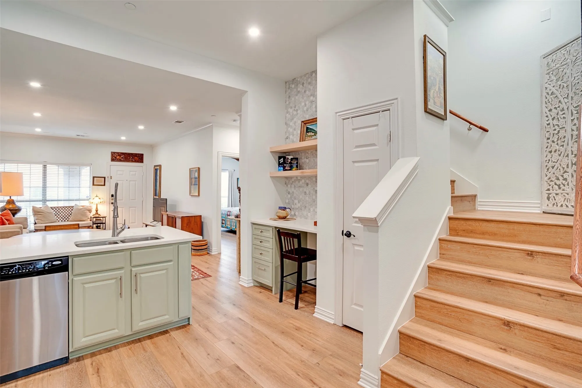 Property Slideshow image 16 of 32 | 5713 butterfly way, Fairview, TX, 75069