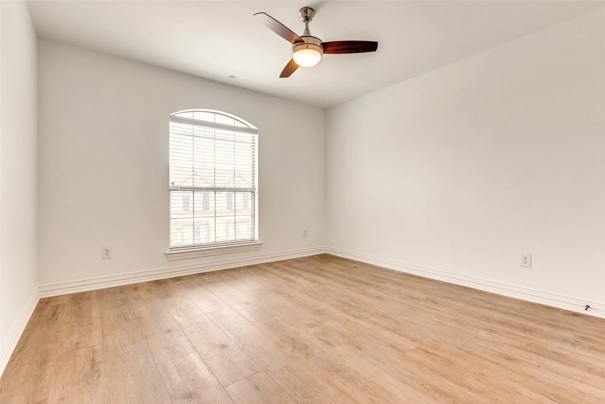 Property Slideshow image 18 of 32 | 5713 butterfly way, Fairview, TX, 75069