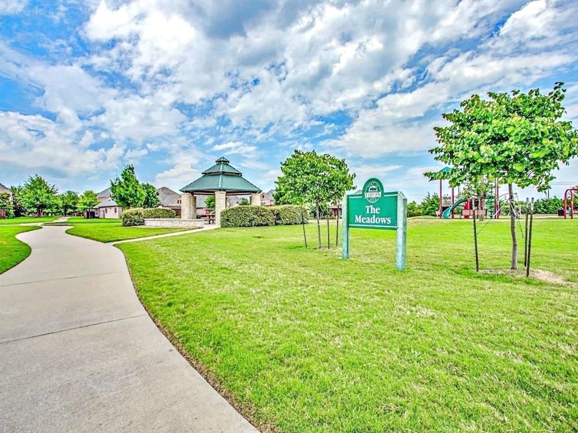 Property Slideshow image 28 of 32 | 5713 butterfly way, Fairview, TX, 75069