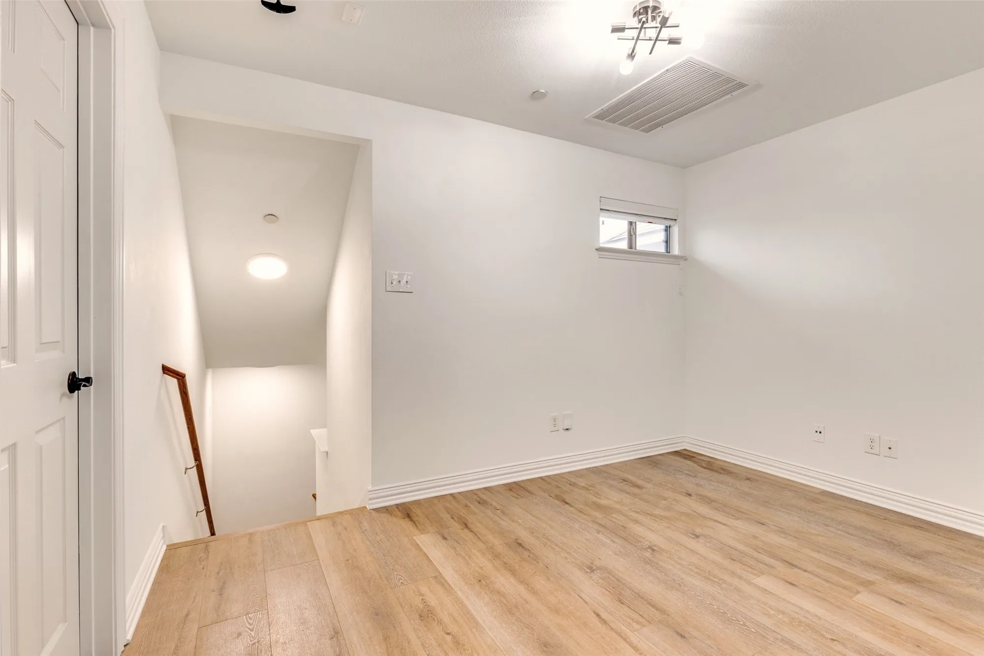 Property Slideshow image 22 of 32 | 5713 butterfly way, Fairview, TX, 75069