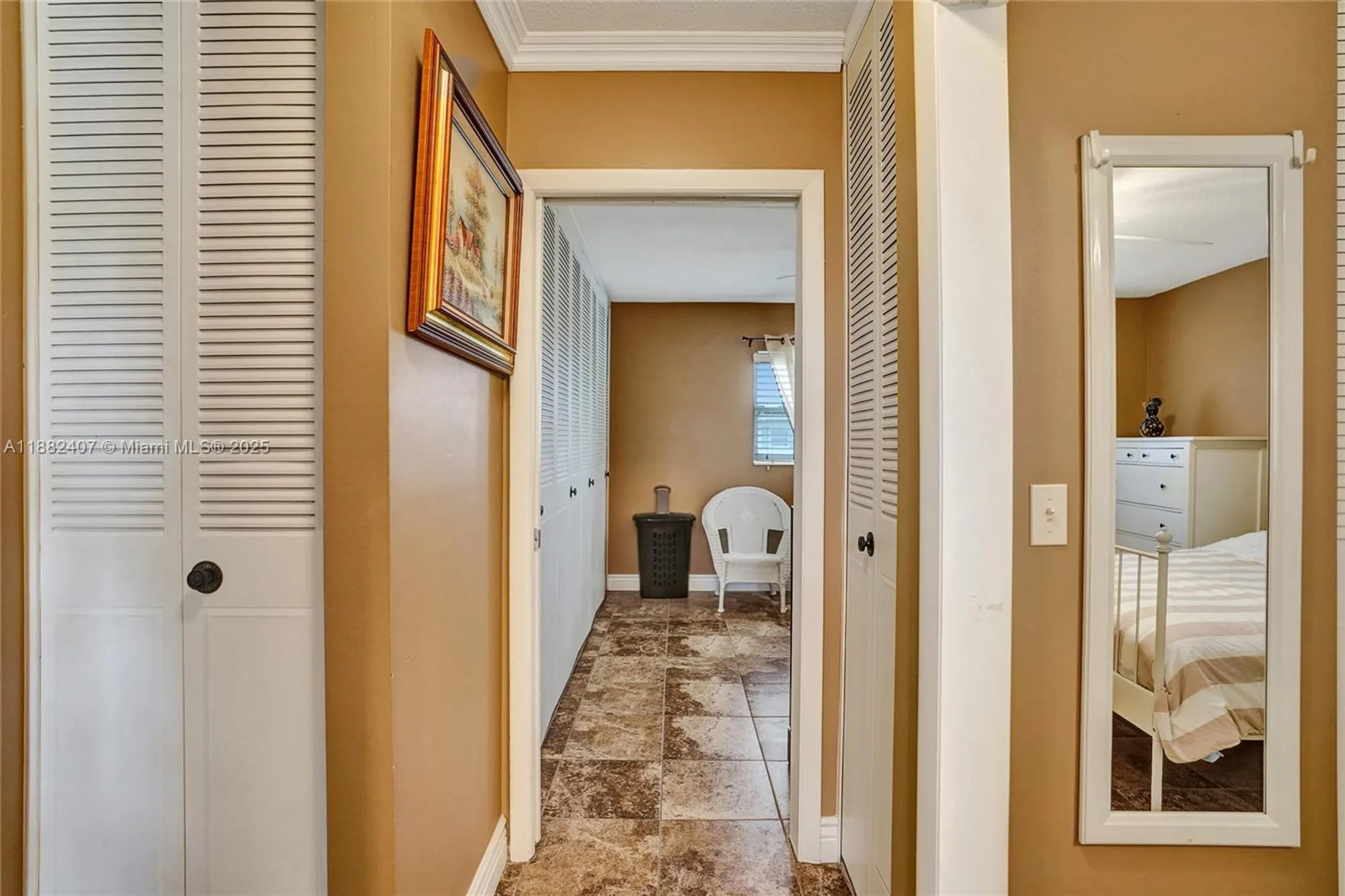 Property Slideshow image 28 of 63 | 2921 crosley dr e, West Palm Beach, FL, 33415