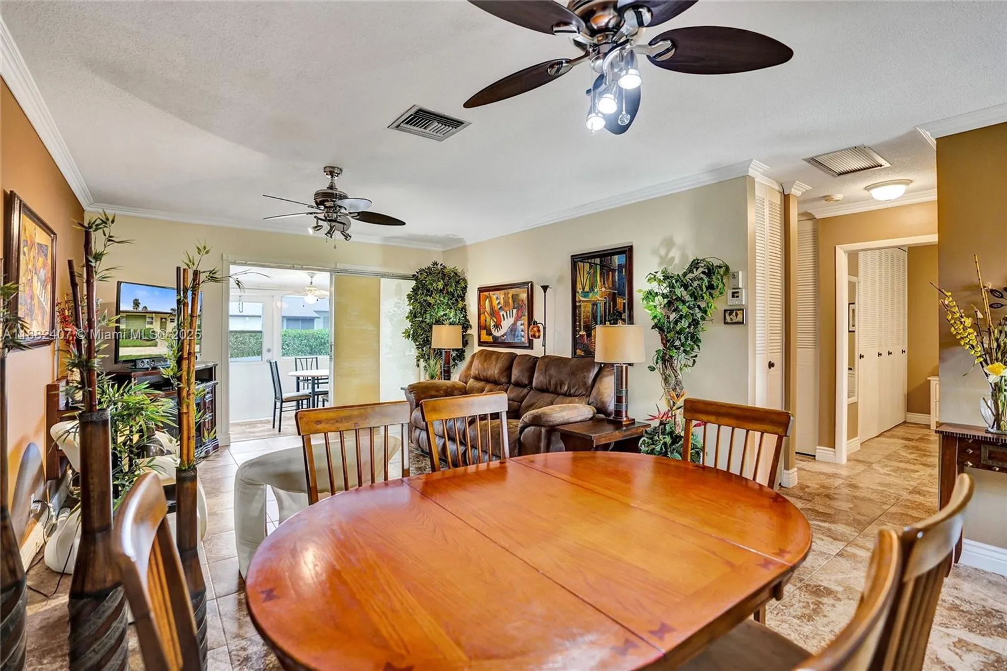 Property Slideshow image 20 of 63 | 2921 crosley dr e, West Palm Beach, FL, 33415