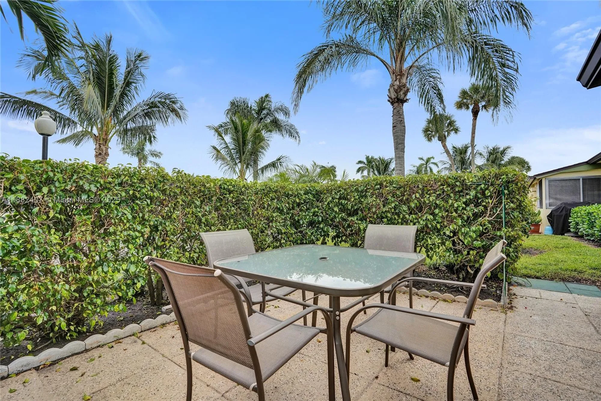 Property Slideshow image 44 of 63 | 2921 crosley dr e, West Palm Beach, FL, 33415