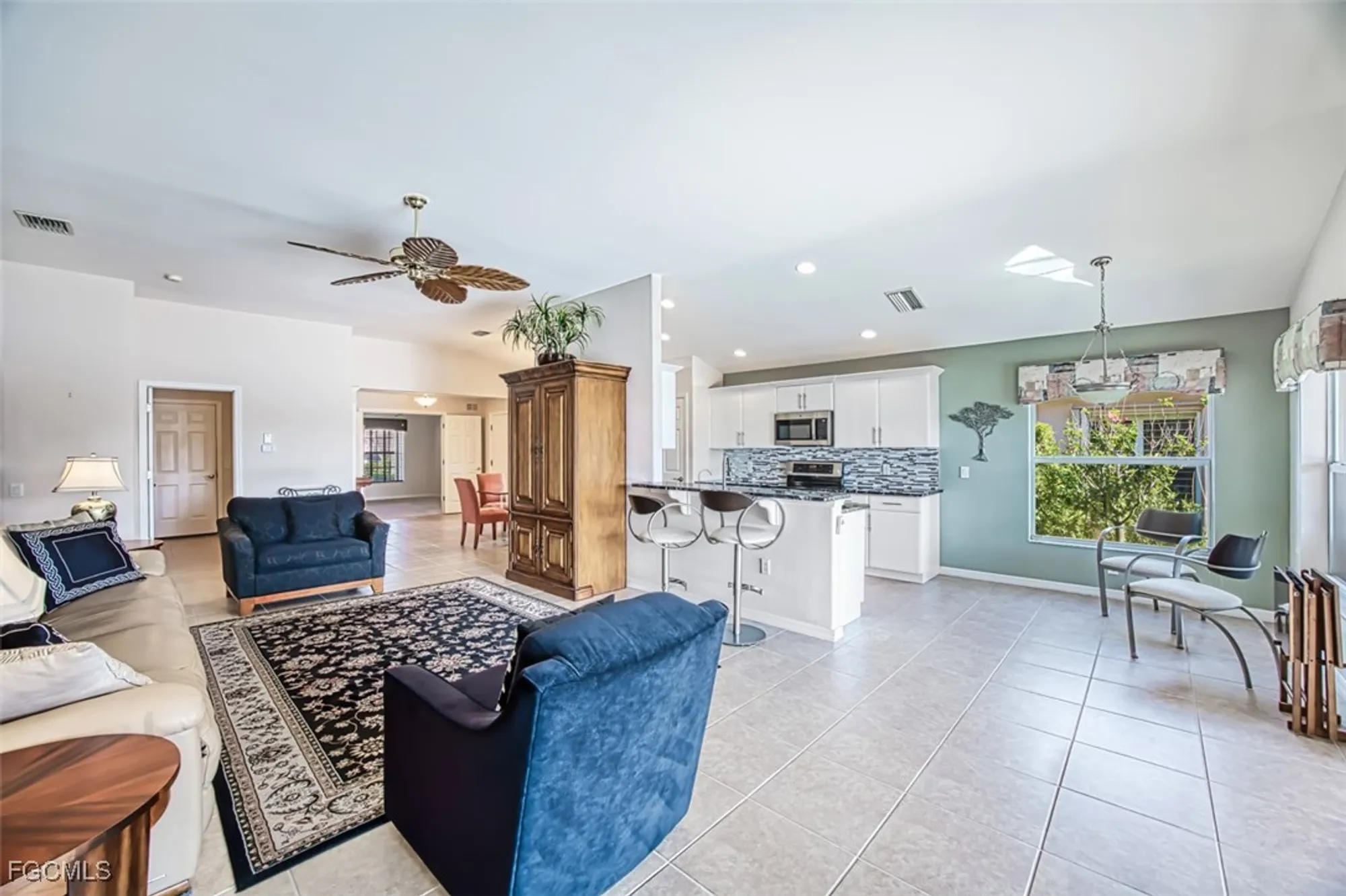 Property Slideshow image 15 of 50 | 10057 majestic ave, Fort Myers, FL, 33913