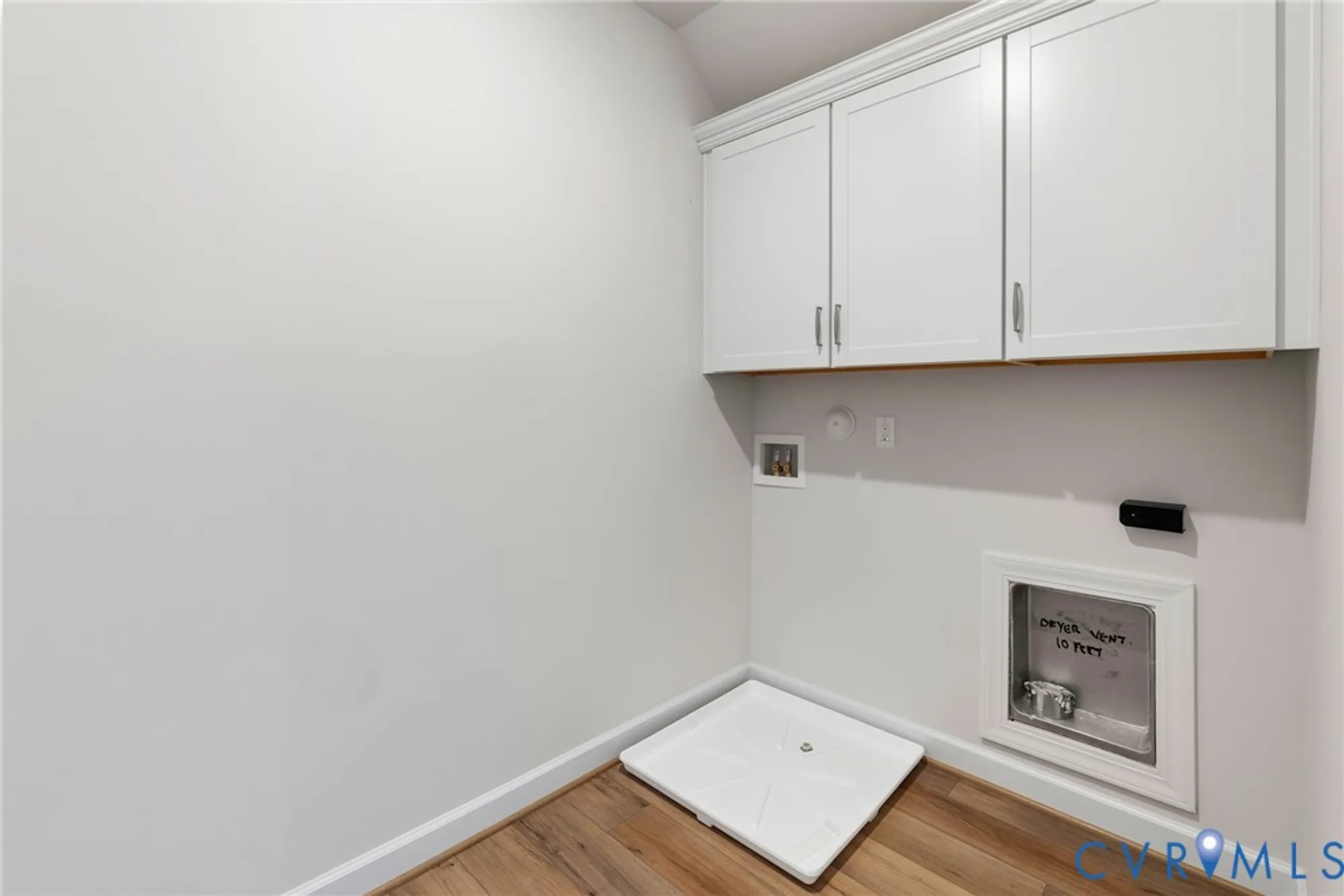 Property Slideshow image 9 of 28 | 8529 chimney rock dr, Mechanicsville, VA, 23116