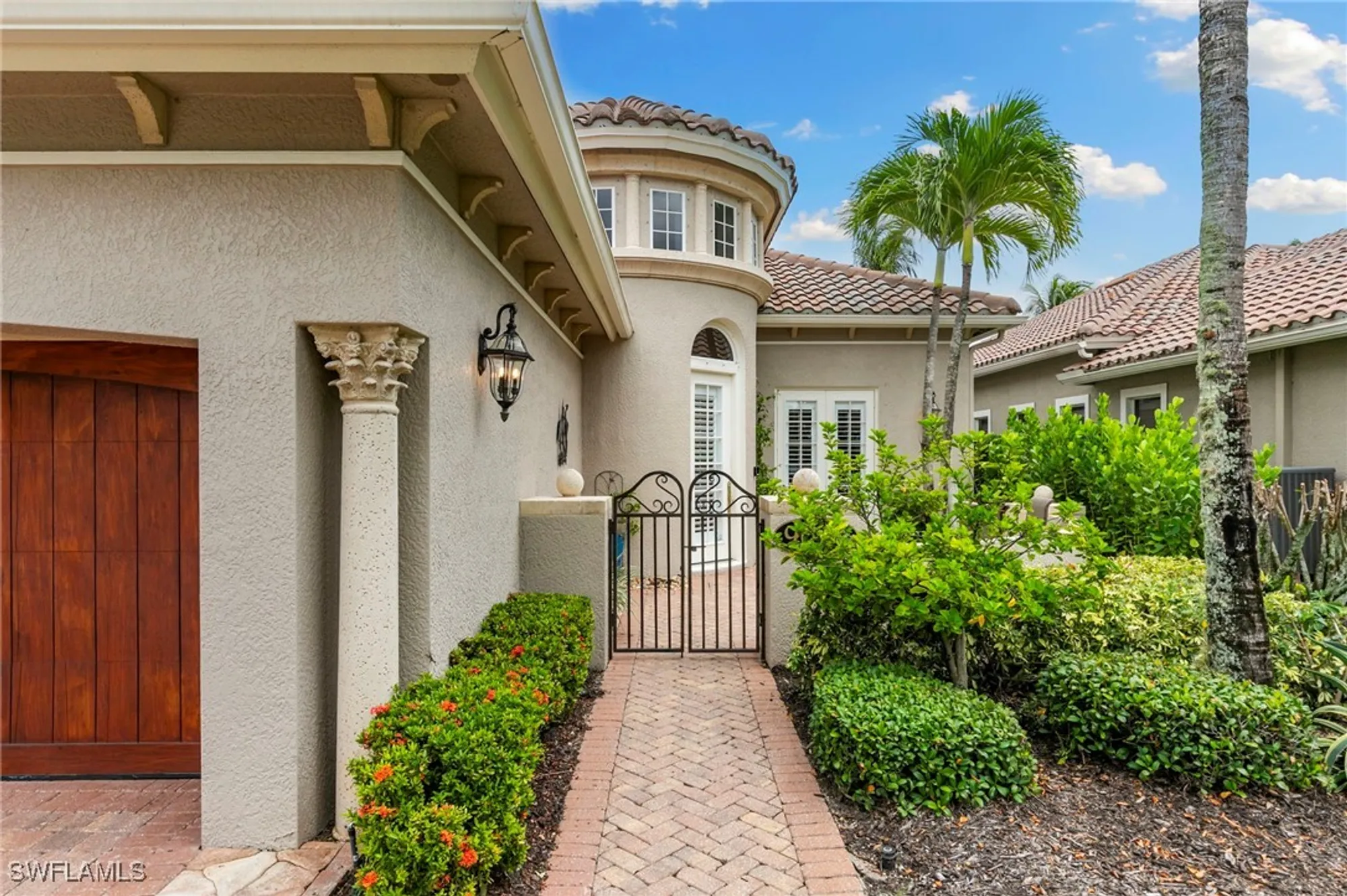 Property Slideshow image 4 of 50 | 9024 cherry oaks trl, Naples, FL, 34114