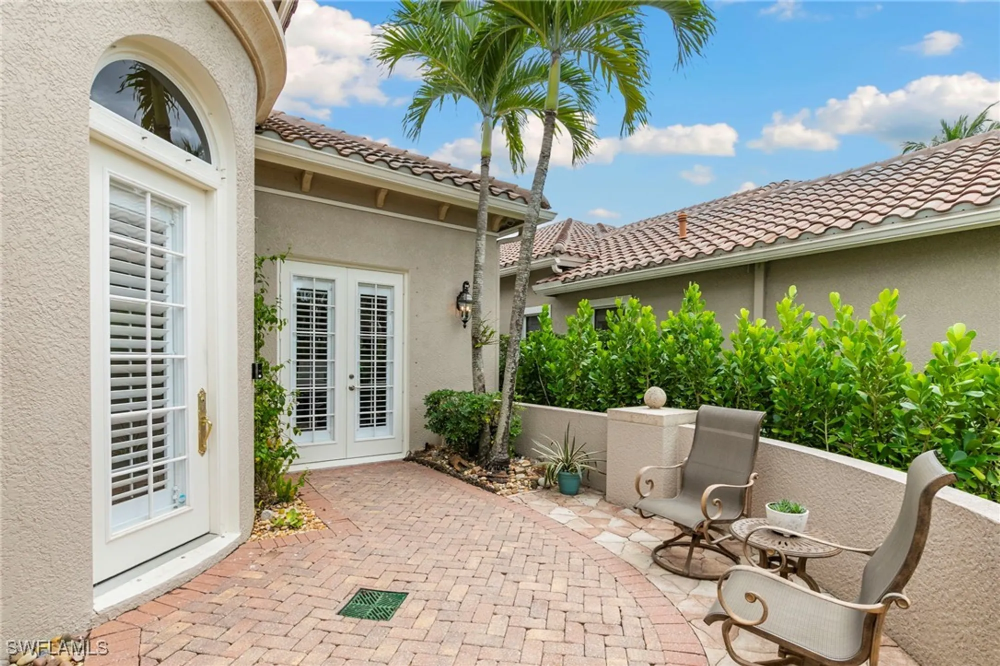 Property Slideshow image 5 of 50 | 9024 cherry oaks trl, Naples, FL, 34114