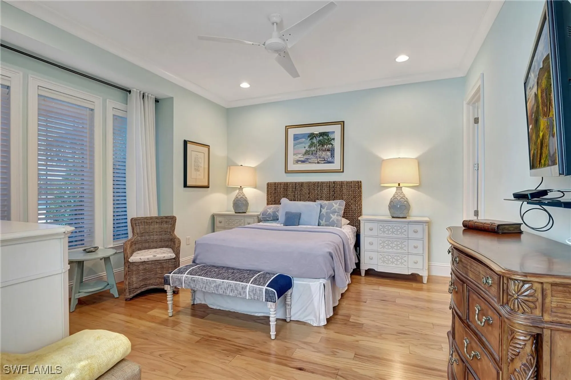 Property Slideshow image 21 of 35 | 5046 martinique dr, Naples, FL, 34113