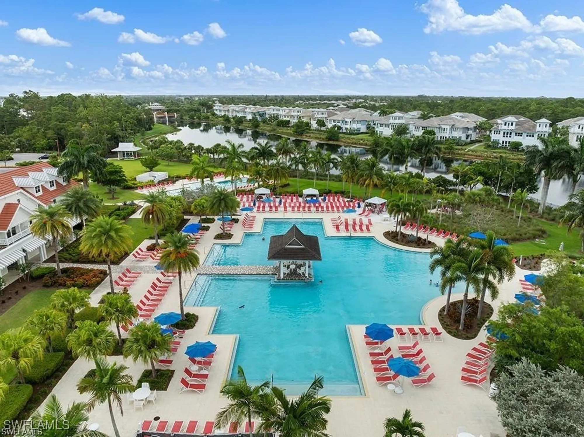 Property Slideshow image 31 of 35 | 5046 martinique dr, Naples, FL, 34113