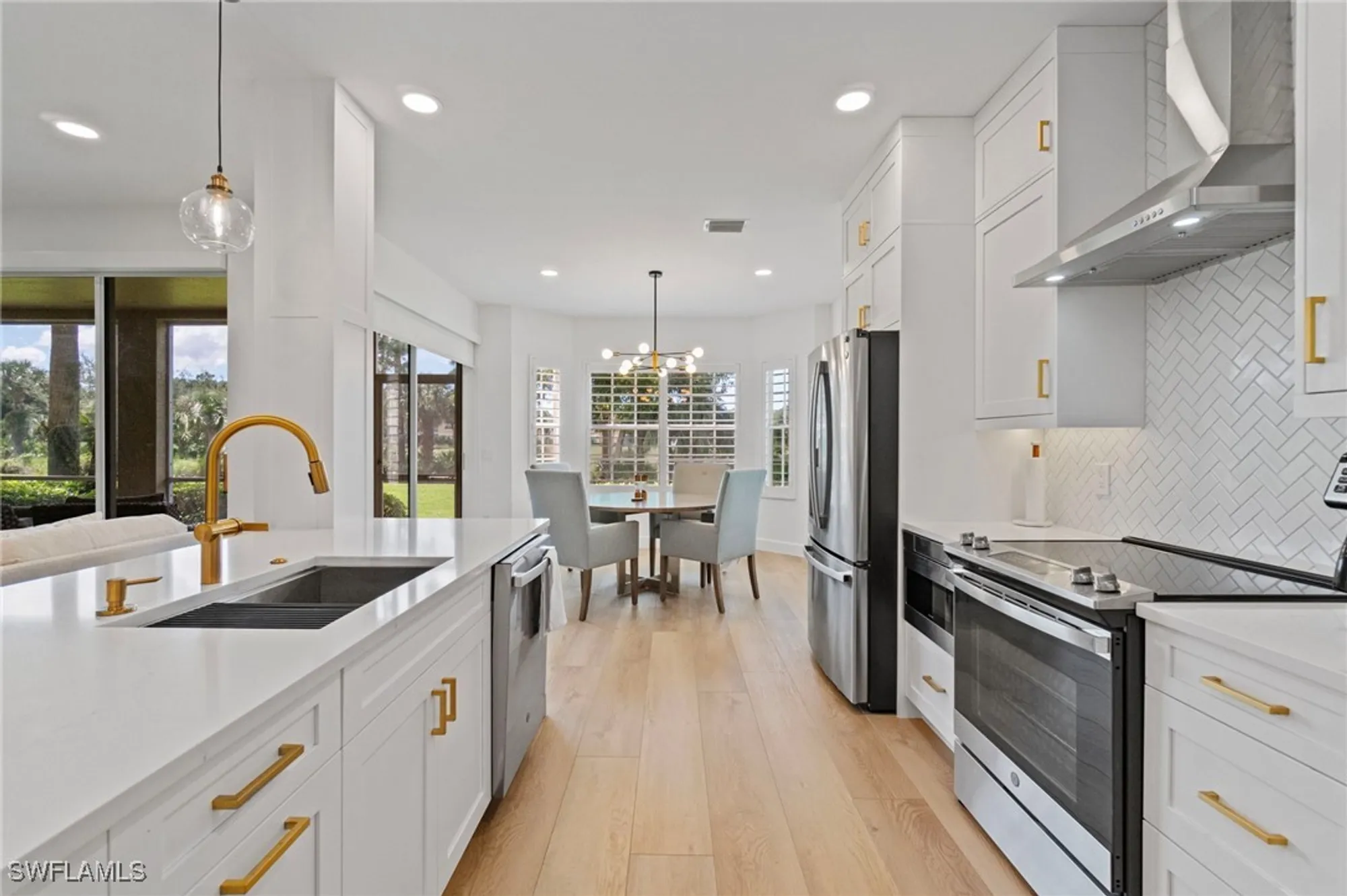 Property Slideshow image 10 of 28 | 20250 calice ct 602, Estero, FL, 33928