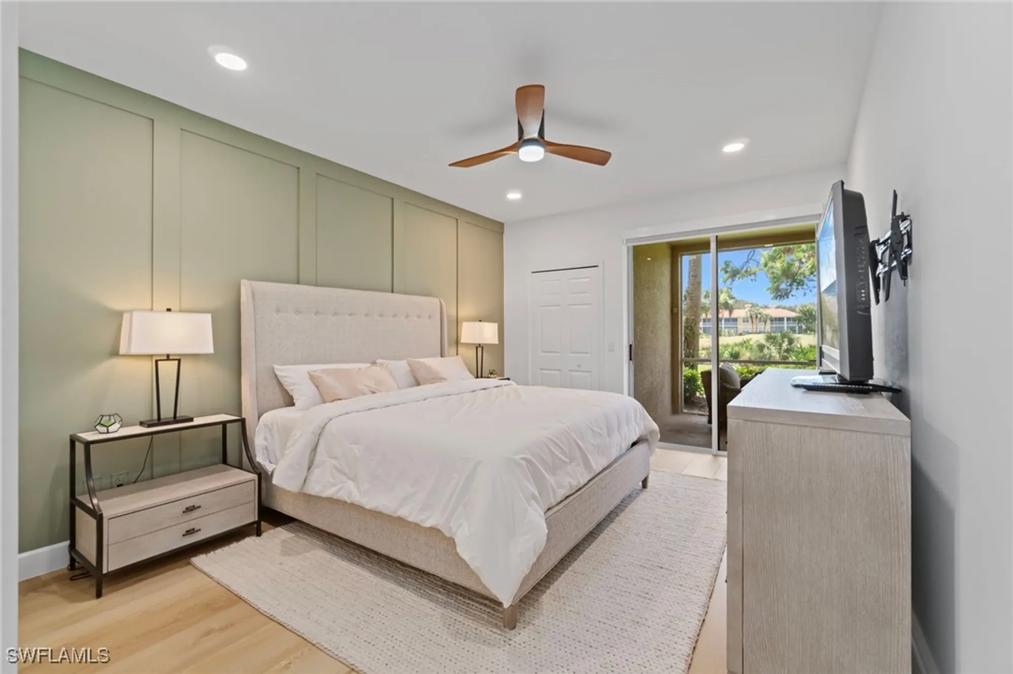 Property Slideshow image 2 of 28 | 20250 calice ct 602, Estero, FL, 33928