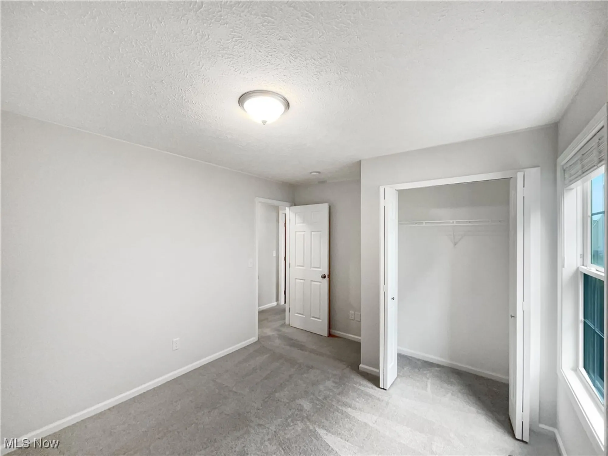 Property Slideshow image 15 of 18 | 167 prestwyck ln, Elyria, OH, 44035