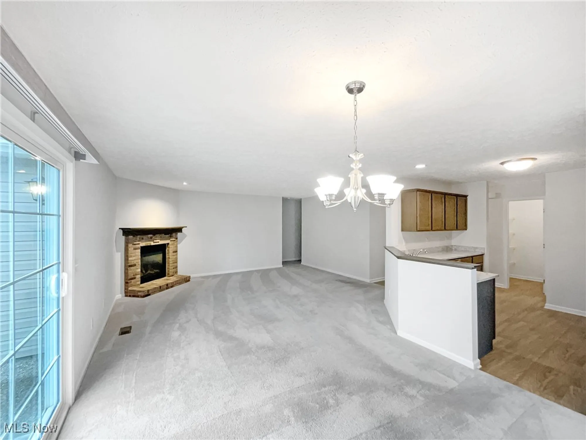 Property Slideshow image 10 of 18 | 167 prestwyck ln, Elyria, OH, 44035