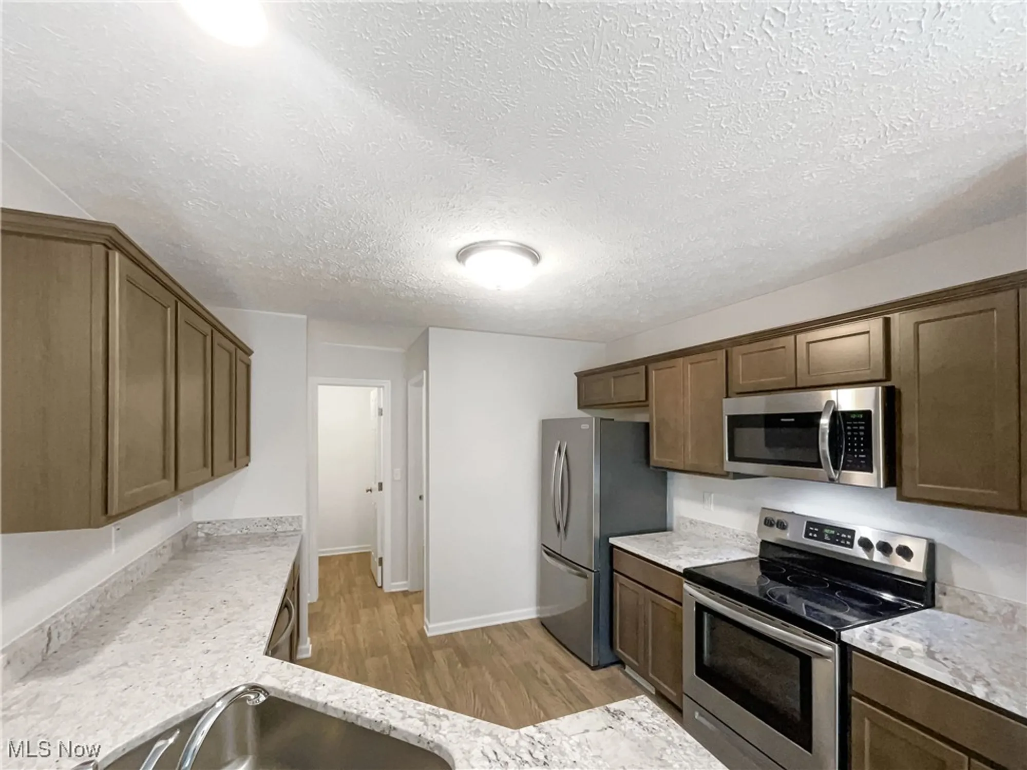 Property Slideshow image 11 of 18 | 167 prestwyck ln, Elyria, OH, 44035