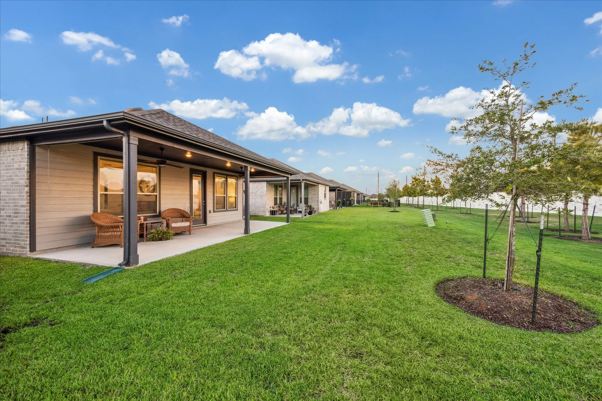 Property Slideshow image 18 of 32 | 7747 rolling stone dr, Fulshear, TX, 77441