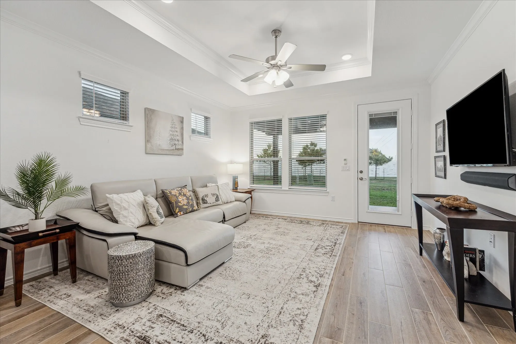 Property Slideshow image 2 of 32 | 7747 rolling stone dr, Fulshear, TX, 77441