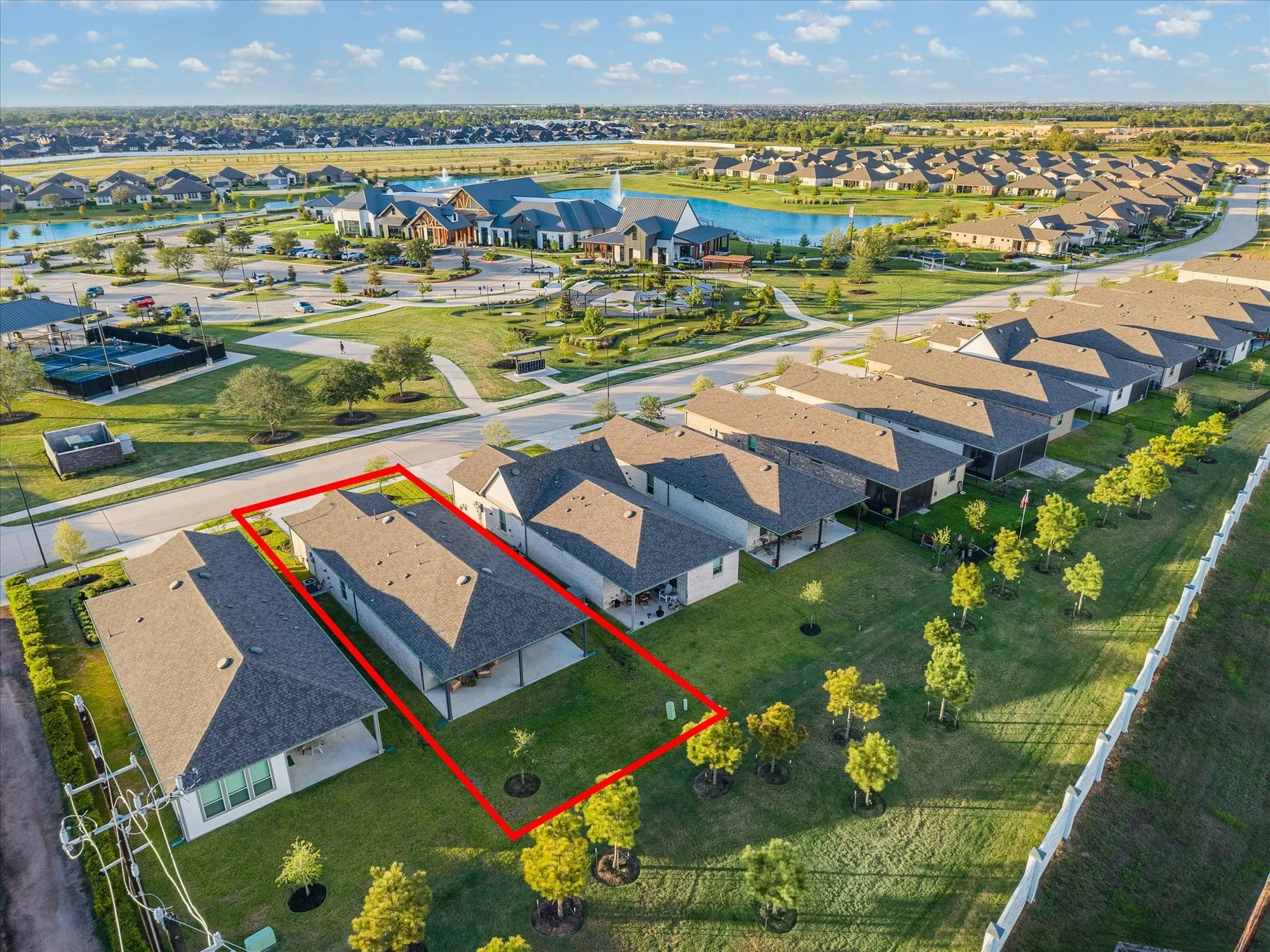 Property Slideshow image 23 of 32 | 7747 rolling stone dr, Fulshear, TX, 77441