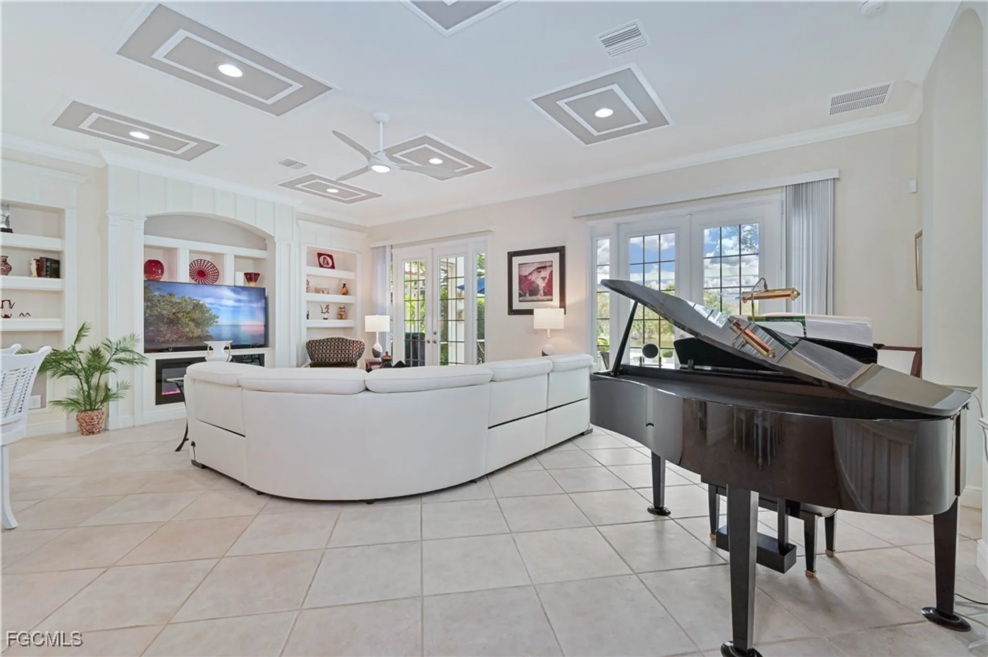 Property Slideshow image 22 of 47 | 2936 apple blossom dr, Alva, FL, 33920