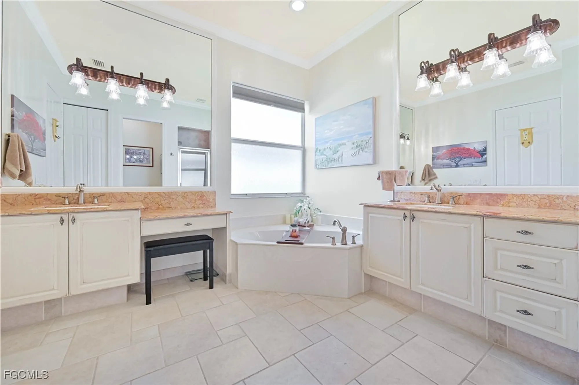 Property Slideshow image 36 of 47 | 2936 apple blossom dr, Alva, FL, 33920