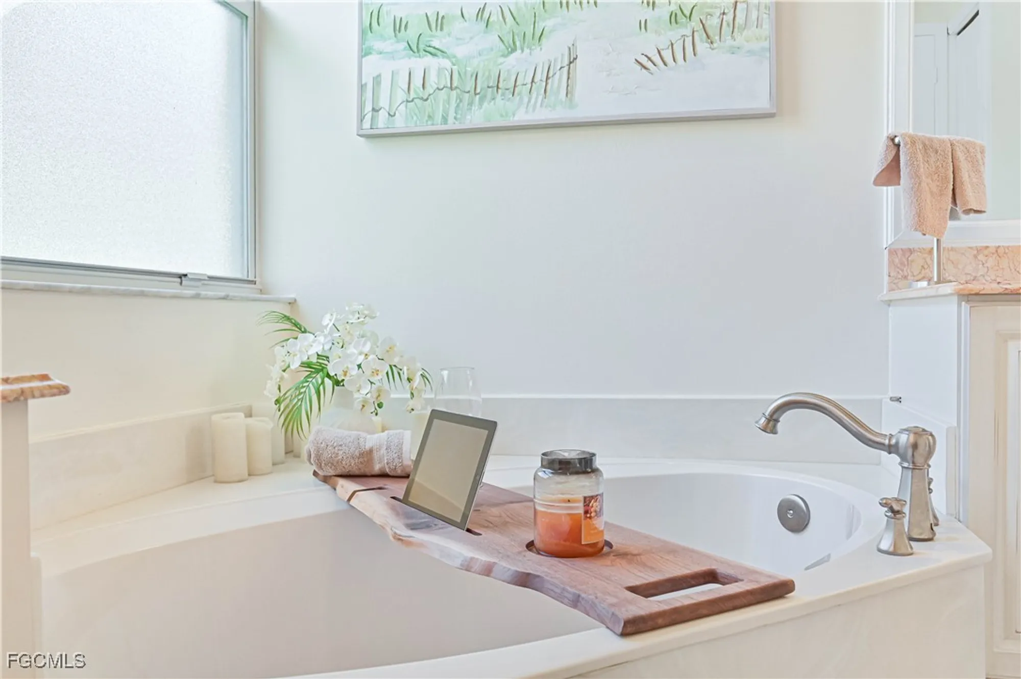 Property Slideshow image 37 of 47 | 2936 apple blossom dr, Alva, FL, 33920