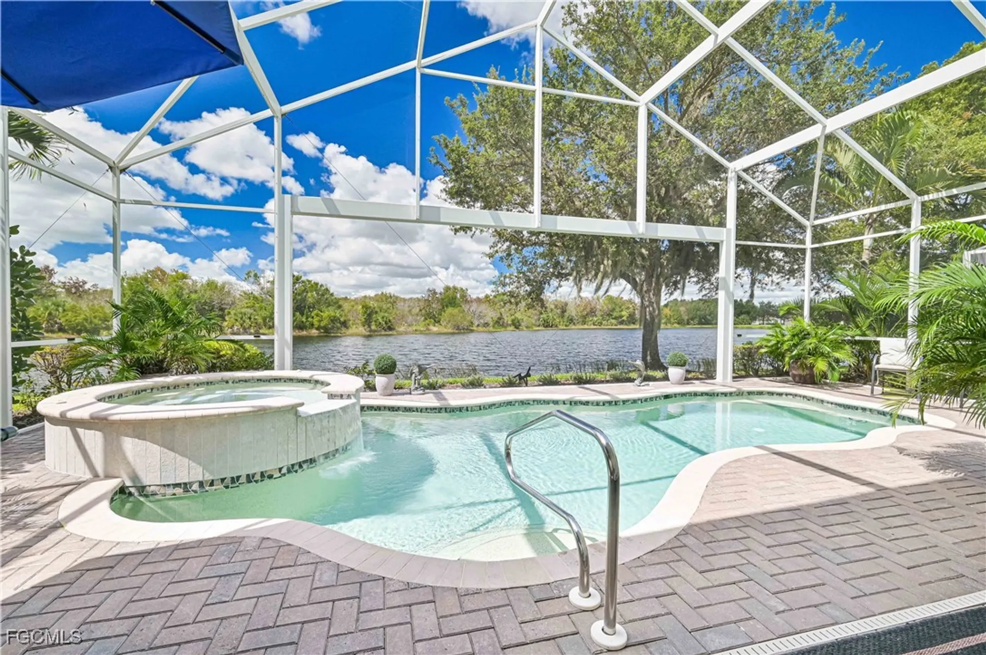 Property Slideshow image 6 of 47 | 2936 apple blossom dr, Alva, FL, 33920
