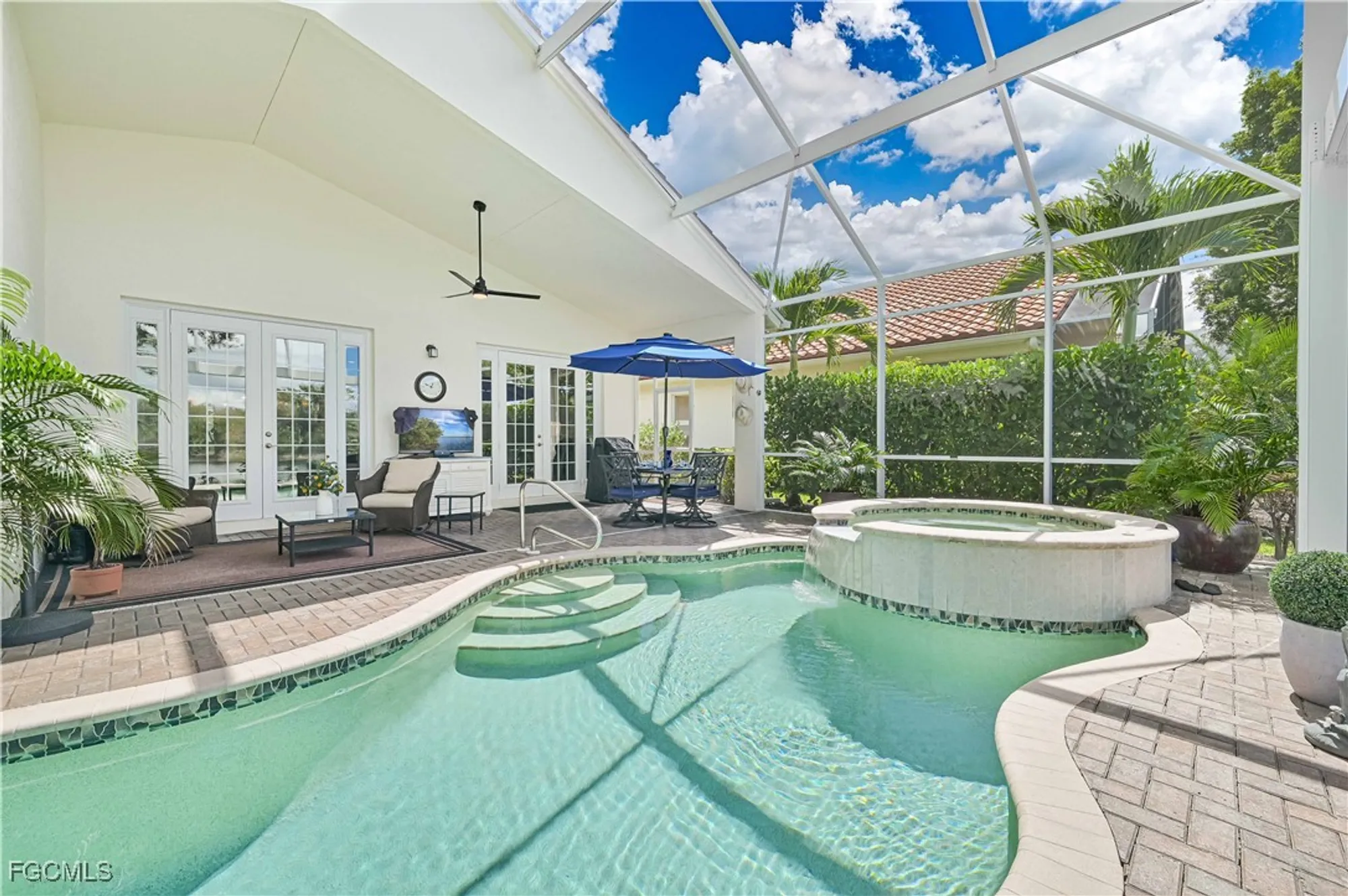 Property Slideshow image 9 of 47 | 2936 apple blossom dr, Alva, FL, 33920
