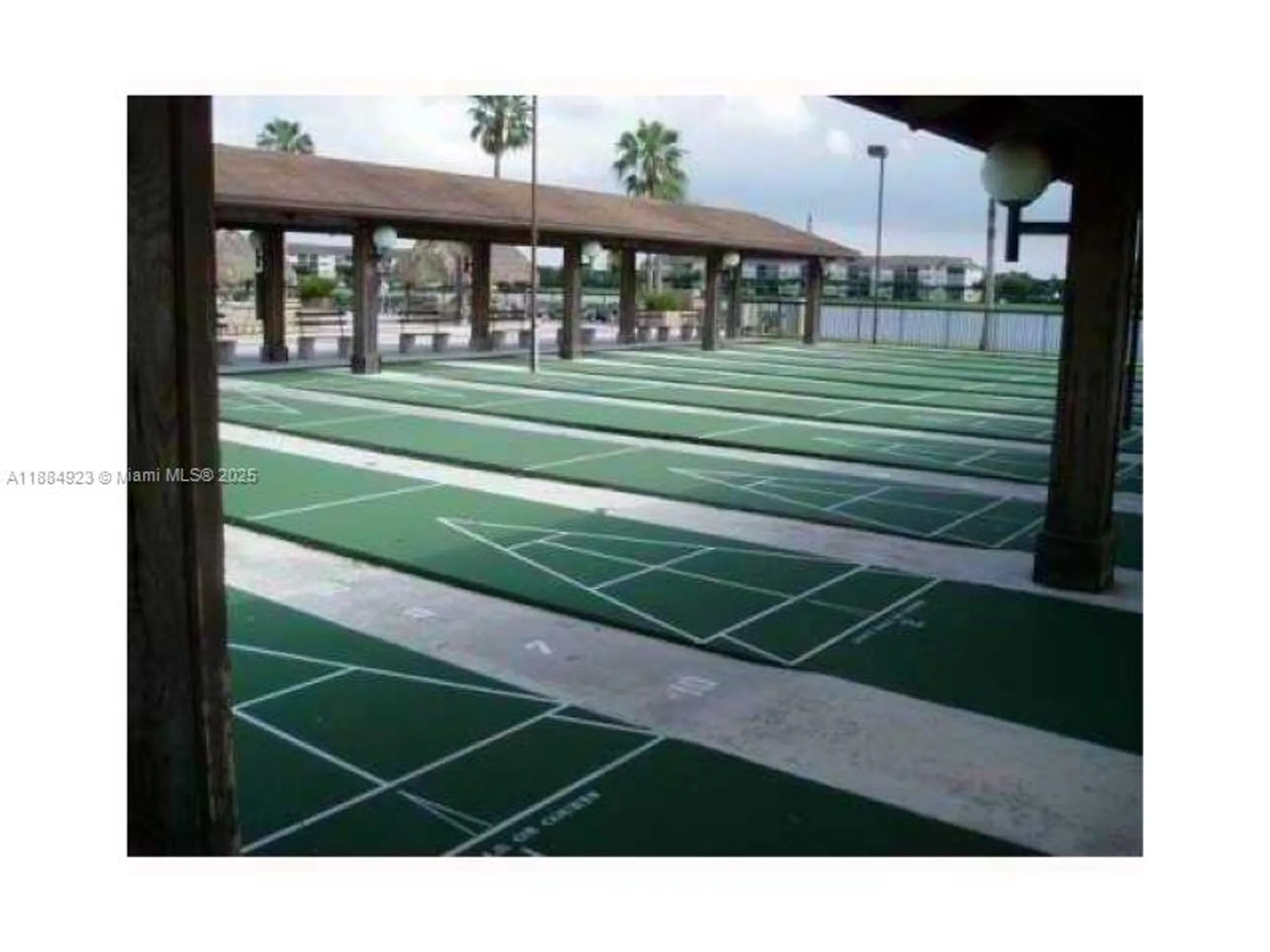 Property Slideshow image 5 of 19 | 151 sw 134th way 212n, Pembroke Pines, FL, 33027