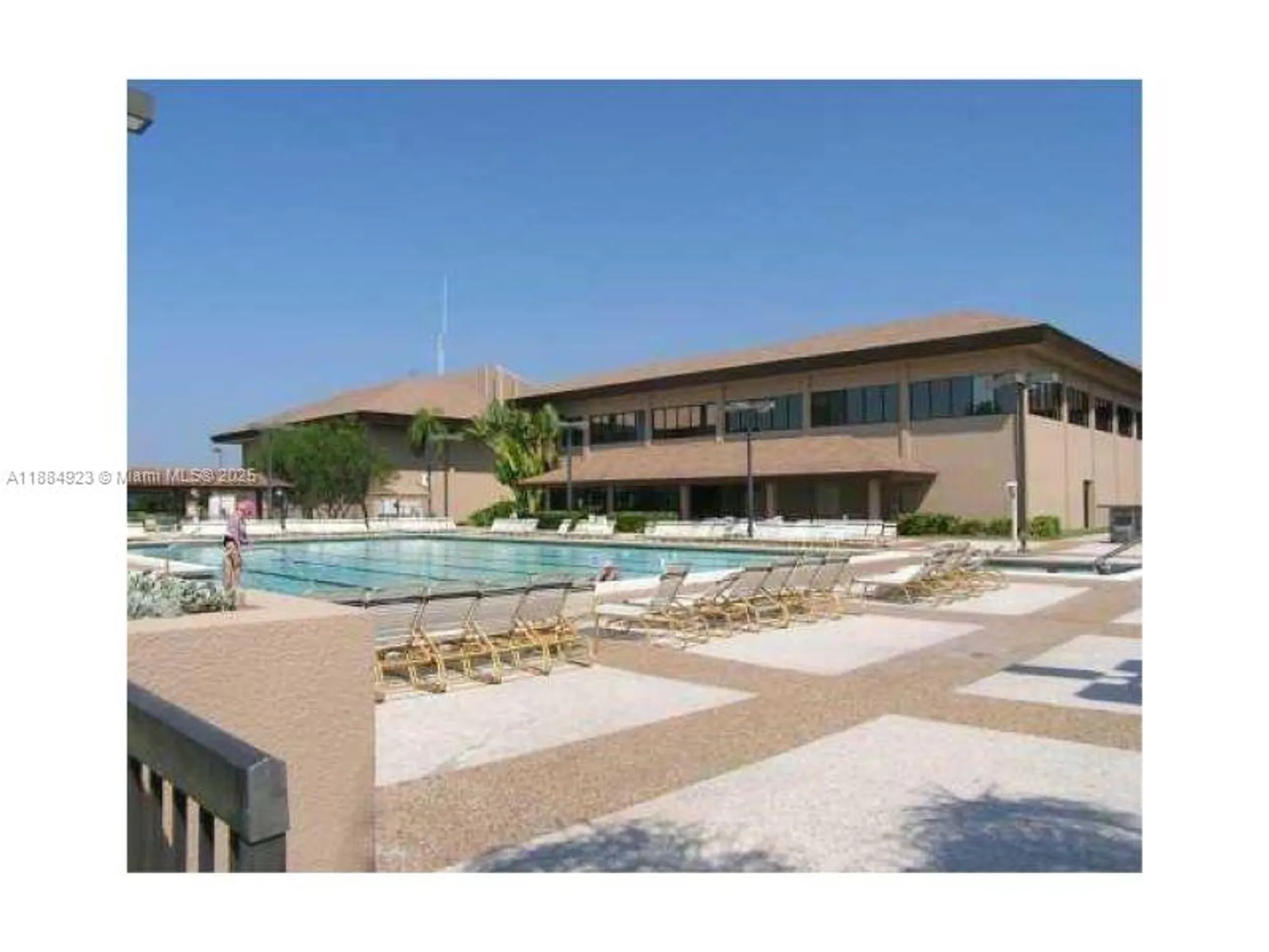 Property Slideshow image 6 of 19 | 151 sw 134th way 212n, Pembroke Pines, FL, 33027