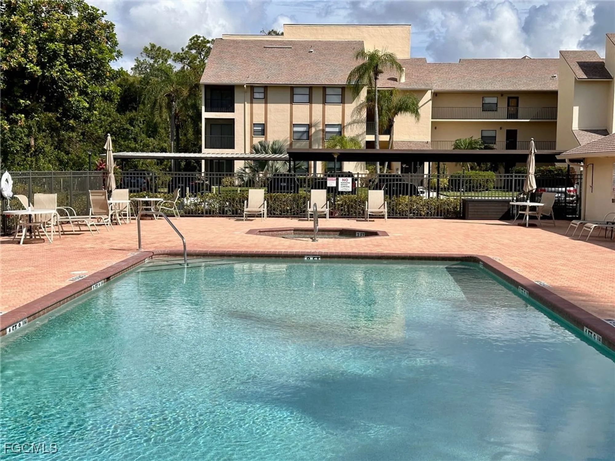 Property Slideshow image 33 of 41 | 13288 white marsh ln 3432, Fort Myers, FL, 33912