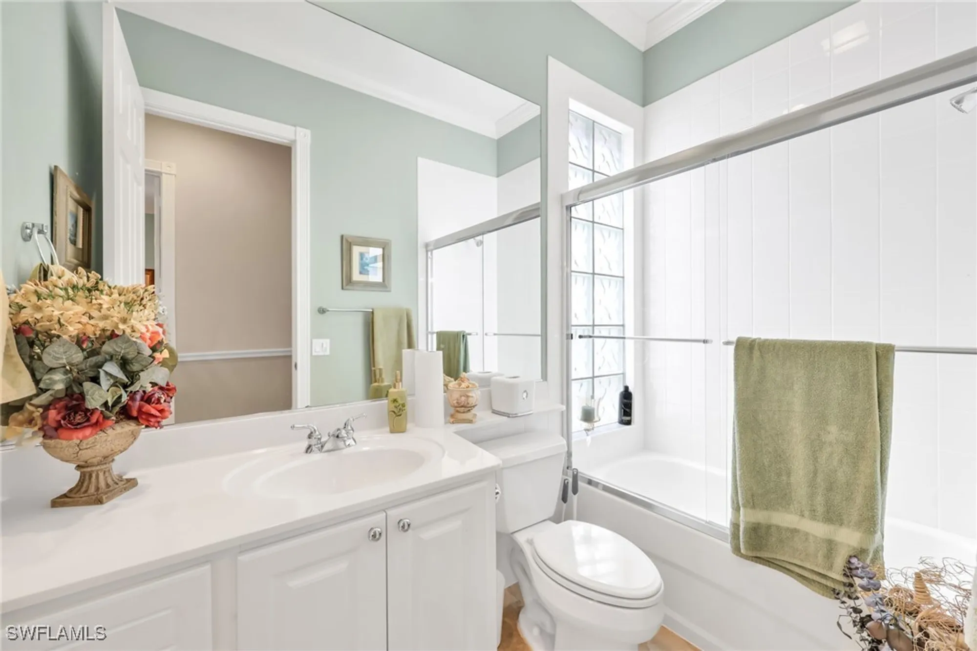 Property Slideshow image 26 of 50 | 8591 alessandria ct, Naples, FL, 34114