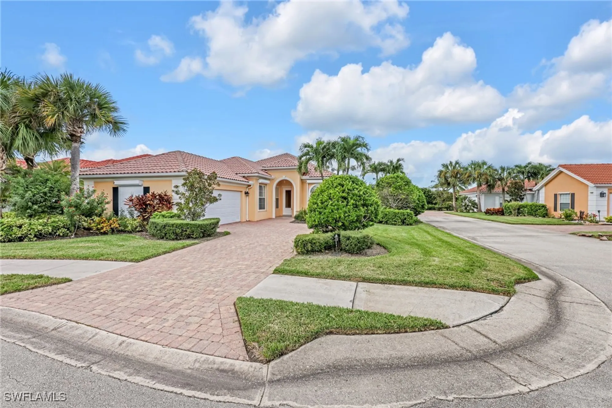 Property Slideshow image 2 of 50 | 8591 alessandria ct, Naples, FL, 34114