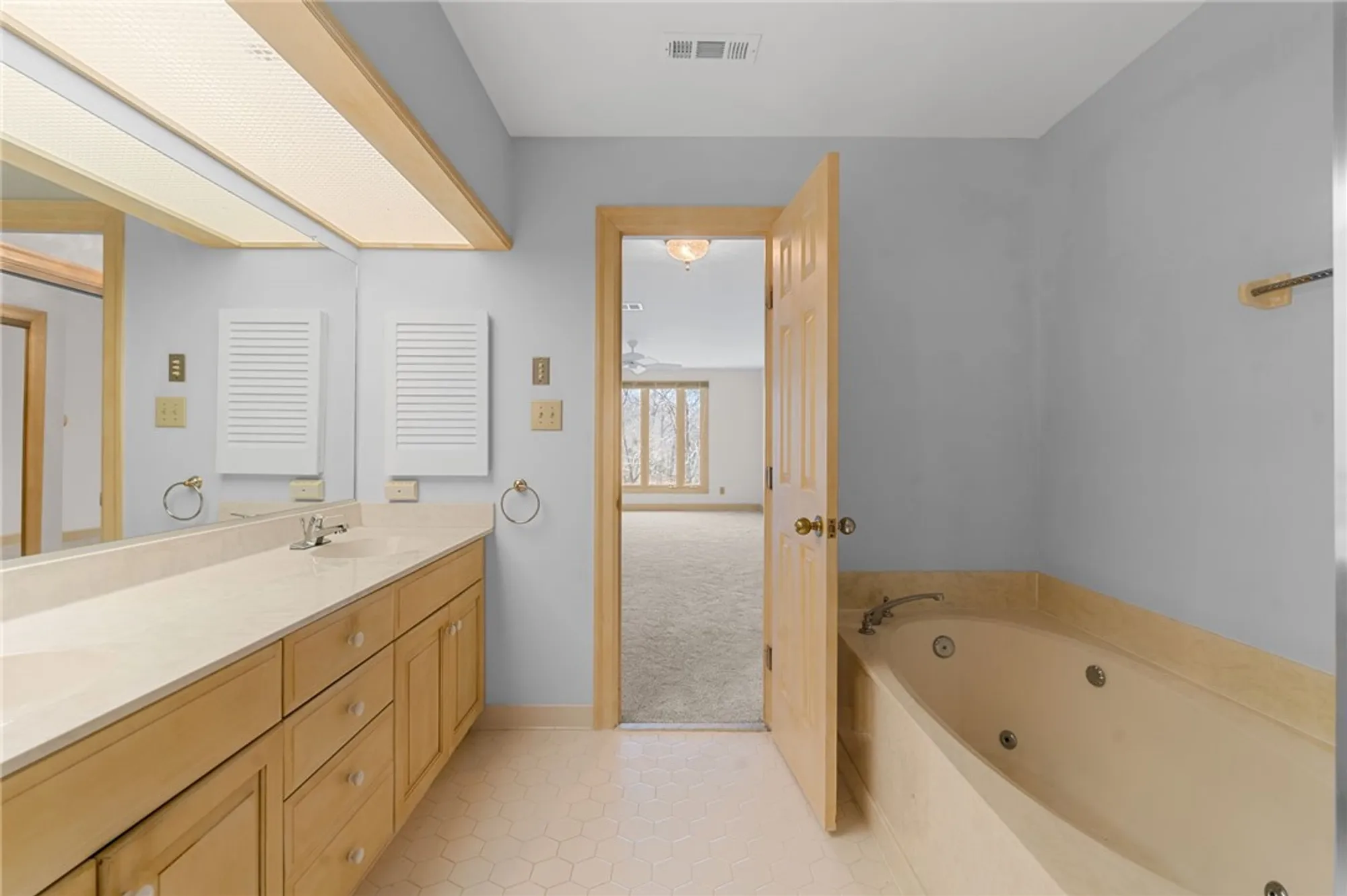 Property Slideshow image 29 of 50 | 203 warehams pt, Williamsburg, VA, 23185