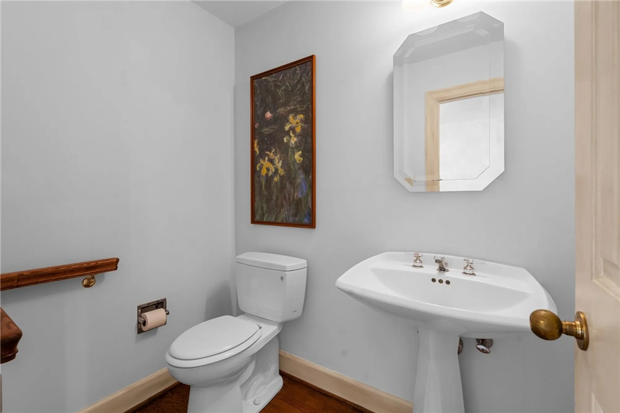 Property Slideshow image 6 of 50 | 203 warehams pt, Williamsburg, VA, 23185