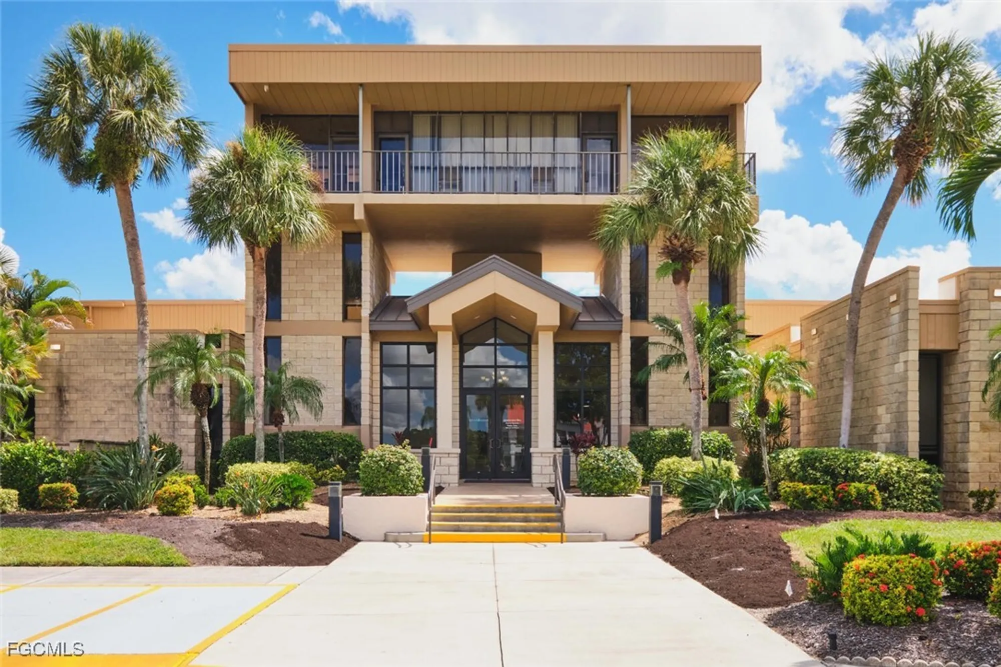 Property Slideshow image 27 of 43 | 13331 medinah cir 1, Fort Myers, FL, 33907