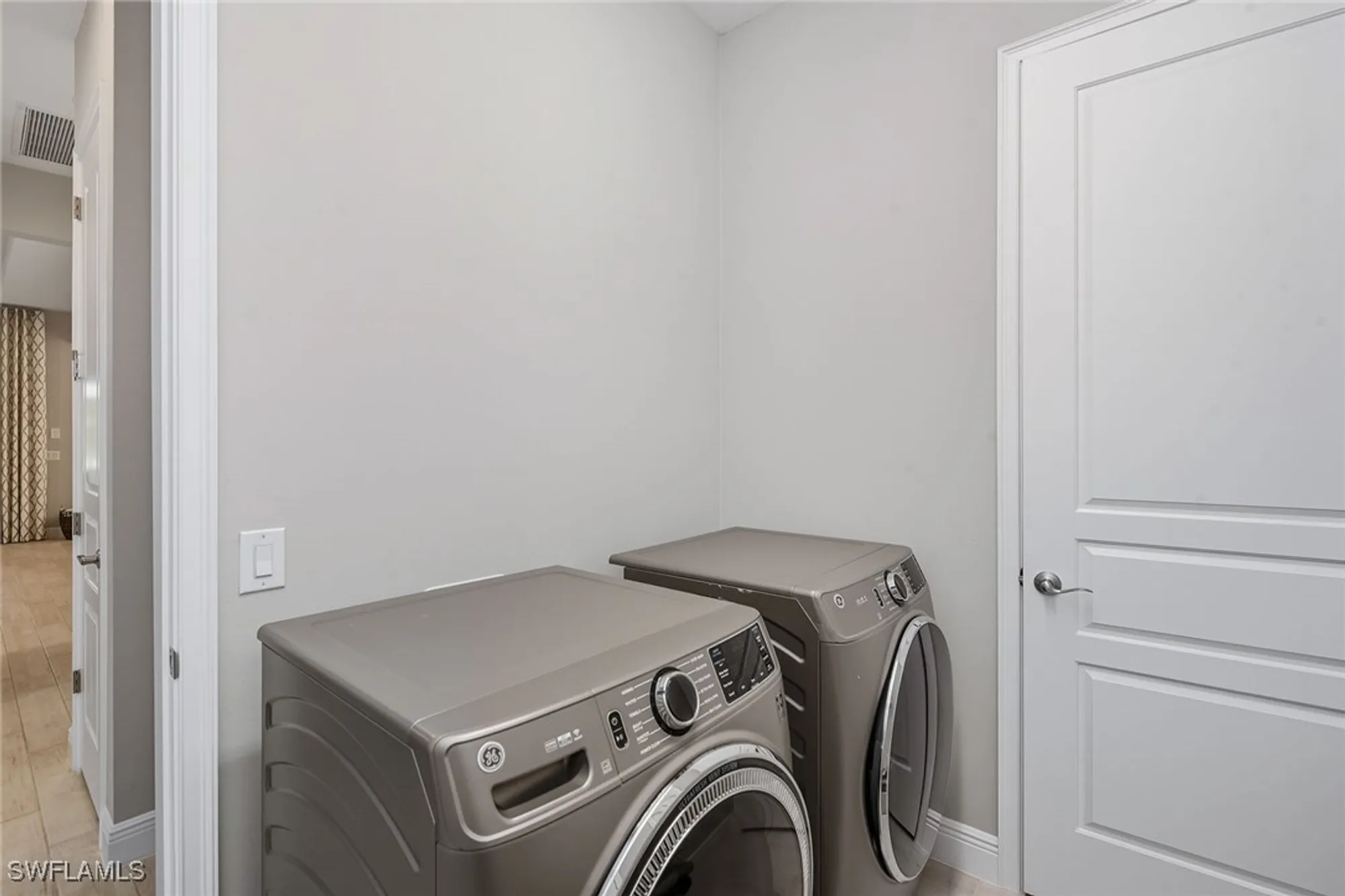 Property Slideshow image 22 of 50 | 3199 cotuit ln, Naples, FL, 34114