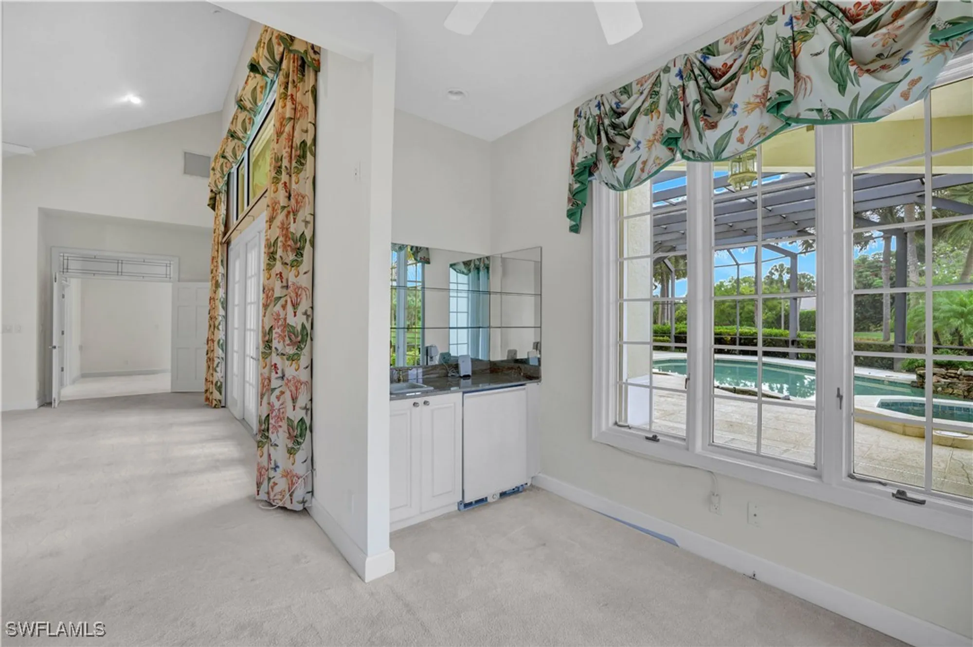 Property Slideshow image 35 of 50 | 695 ardmore ln, Naples, FL, 34108