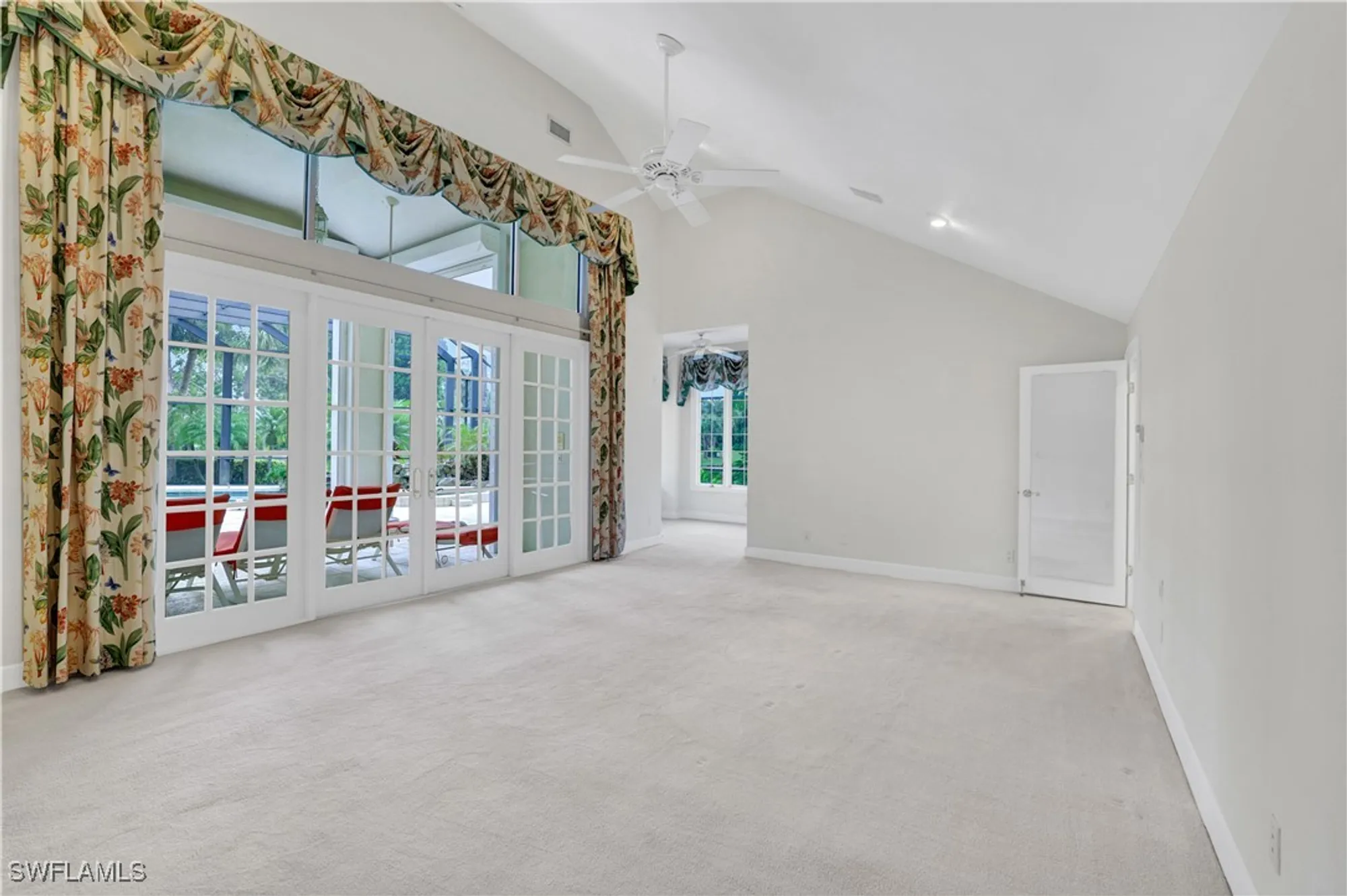 Property Slideshow image 36 of 50 | 695 ardmore ln, Naples, FL, 34108