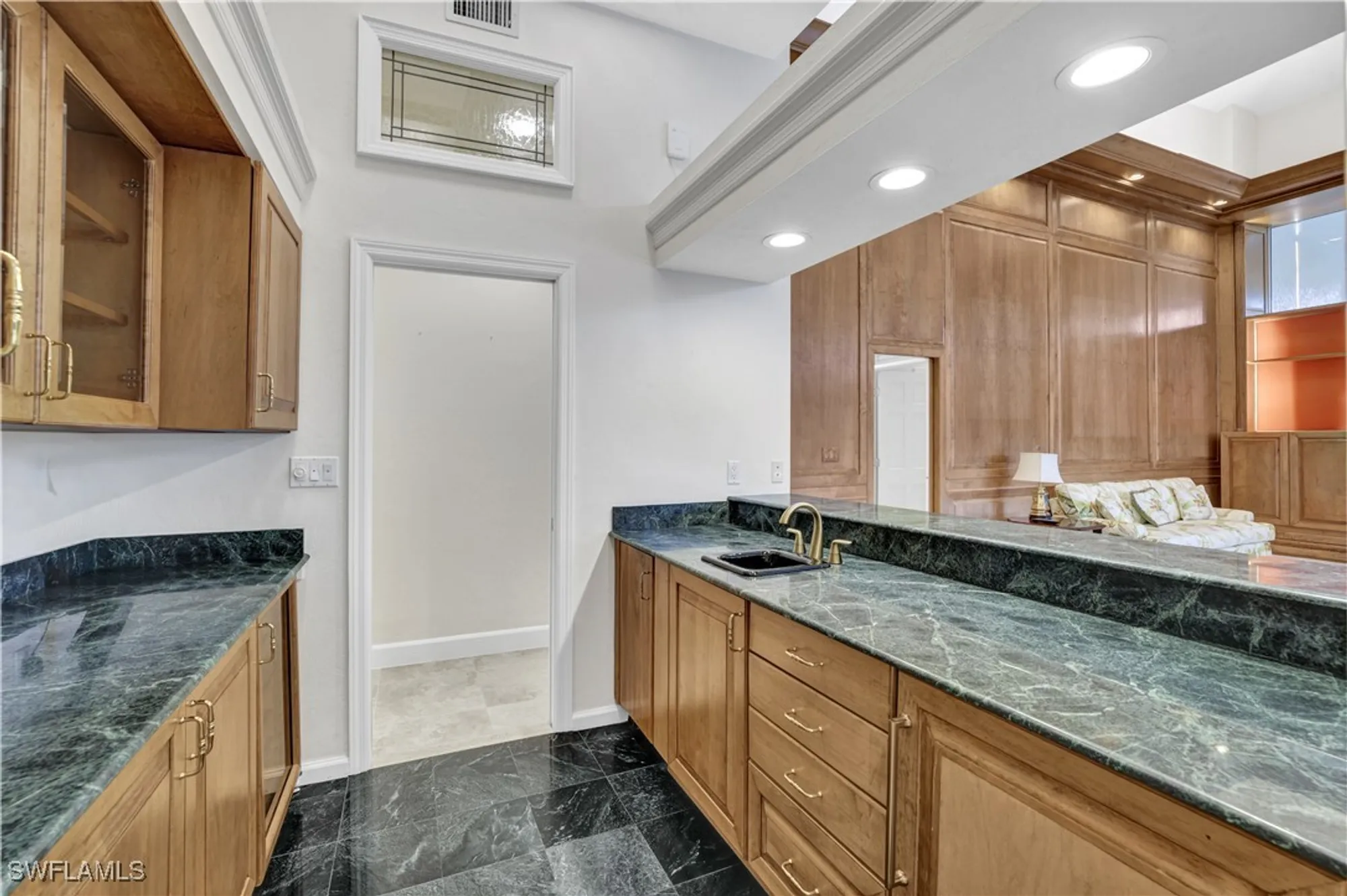 Property Slideshow image 31 of 50 | 695 ardmore ln, Naples, FL, 34108