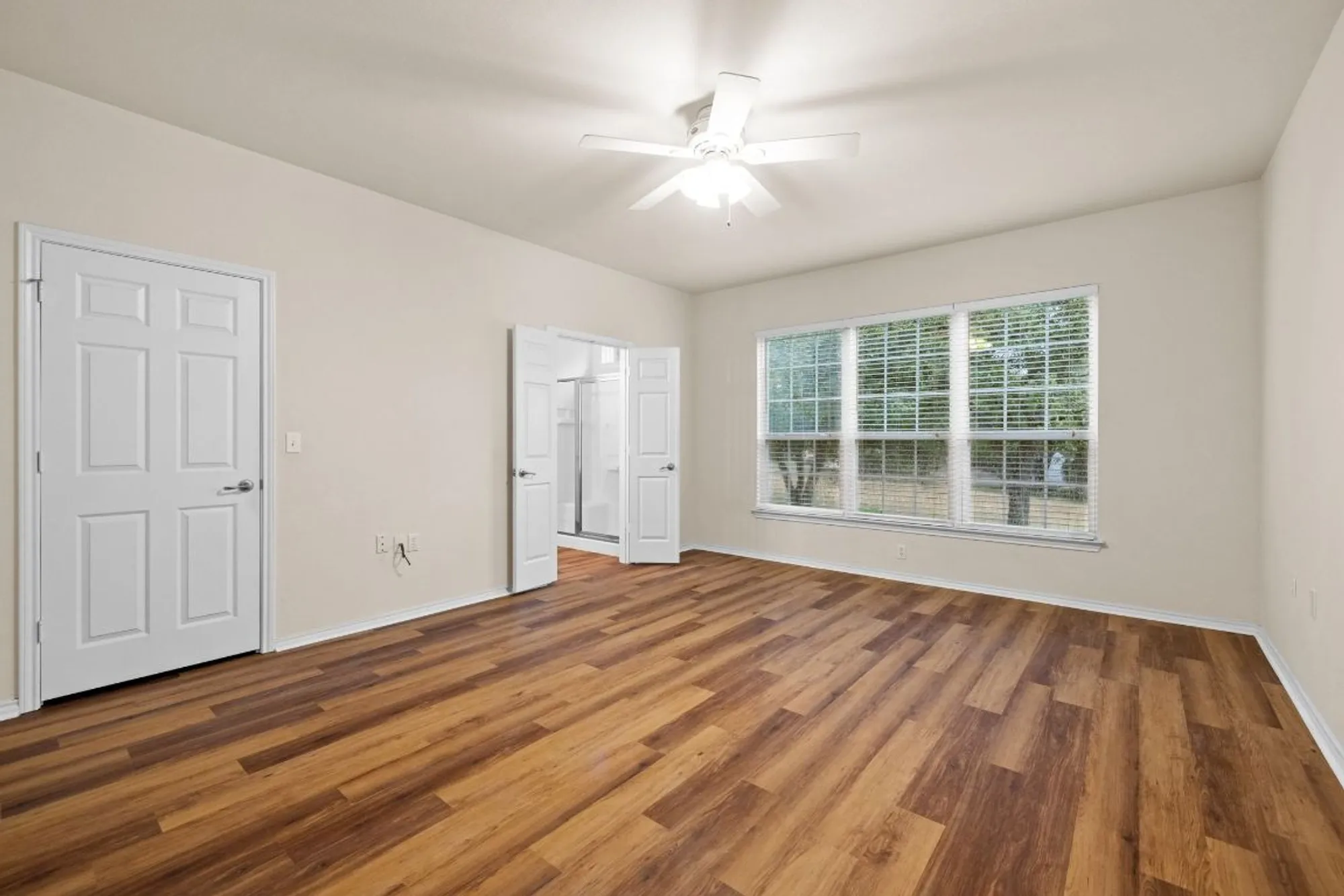 Property Slideshow image 20 of 34 | 107 sunnyside bnd # bnd, Georgetown, TX, 78633