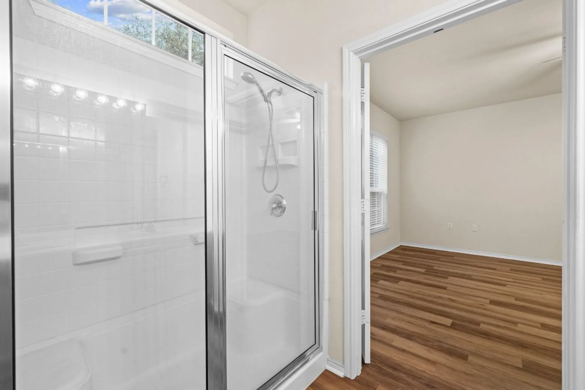 Property Slideshow image 22 of 34 | 107 sunnyside bnd # bnd, Georgetown, TX, 78633