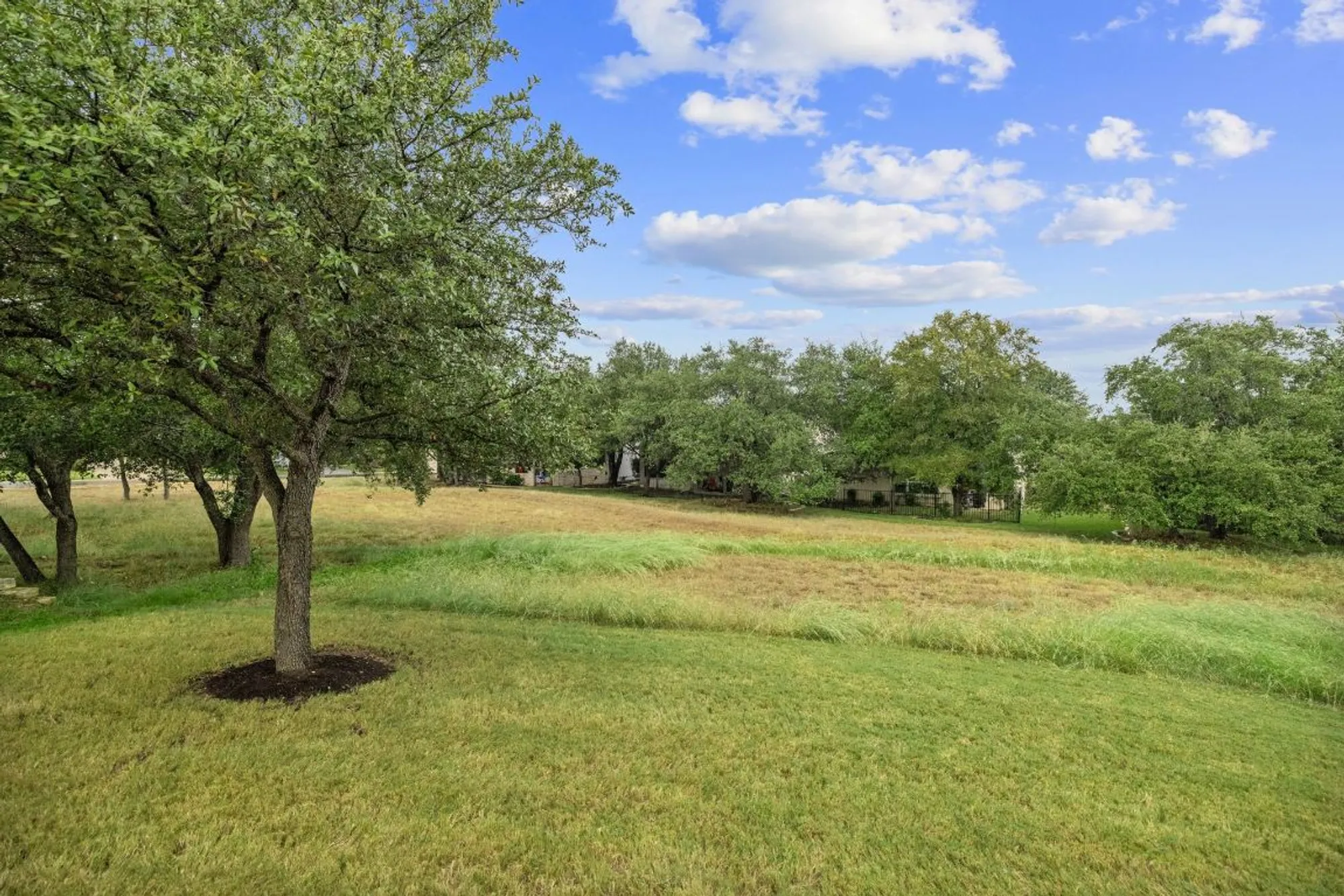 Property Slideshow image 33 of 34 | 107 sunnyside bnd # bnd, Georgetown, TX, 78633