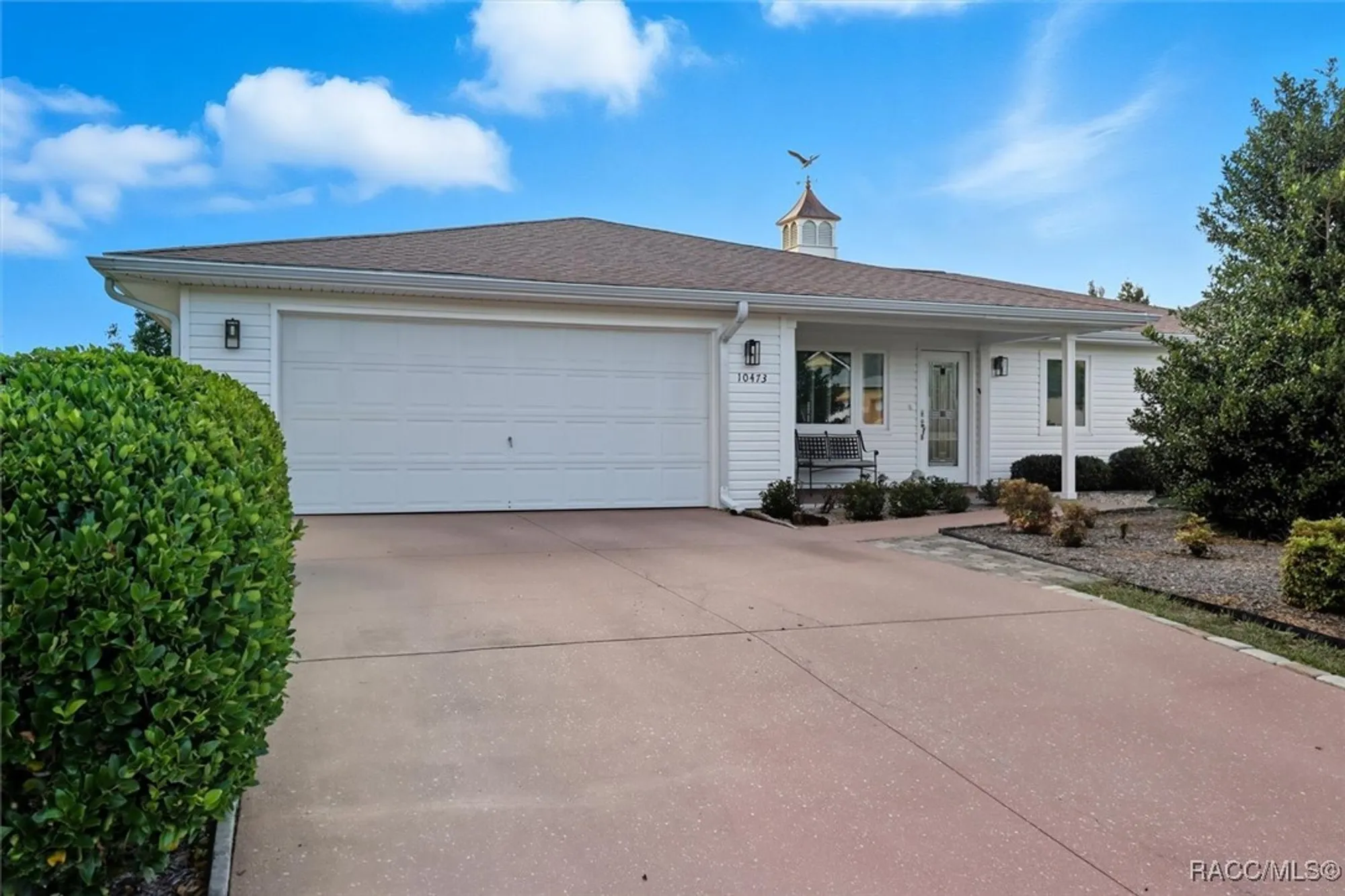 Property Slideshow image 4 of 47 | 10473 s drew bryant cir, Floral City, FL, 34436