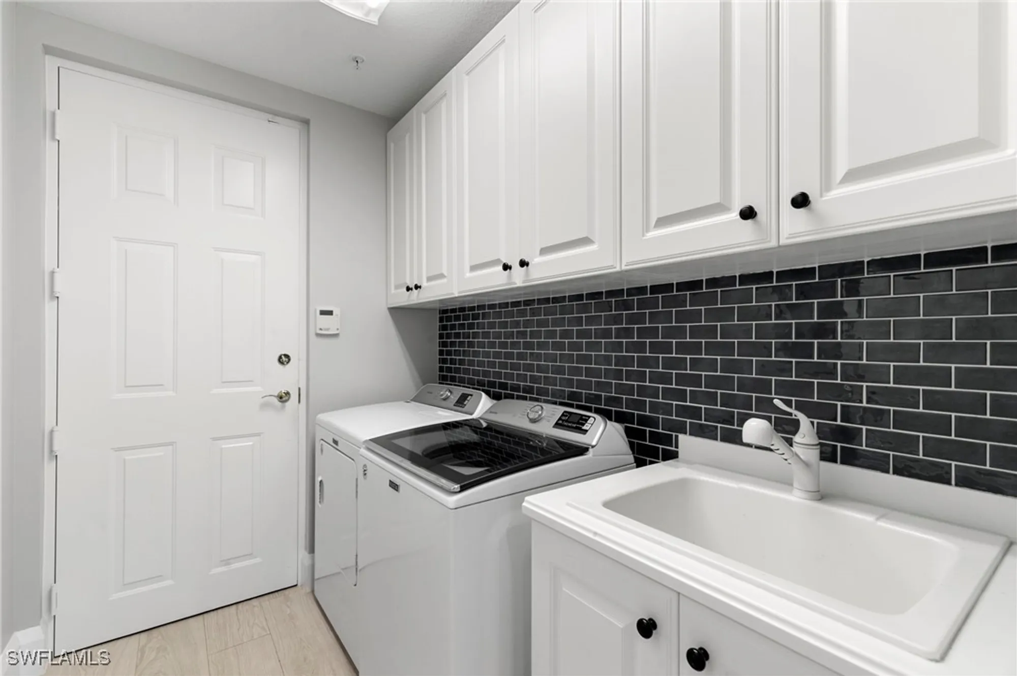 Property Slideshow image 24 of 48 | 3031 marengo ct apt 101, Naples, FL, 34114