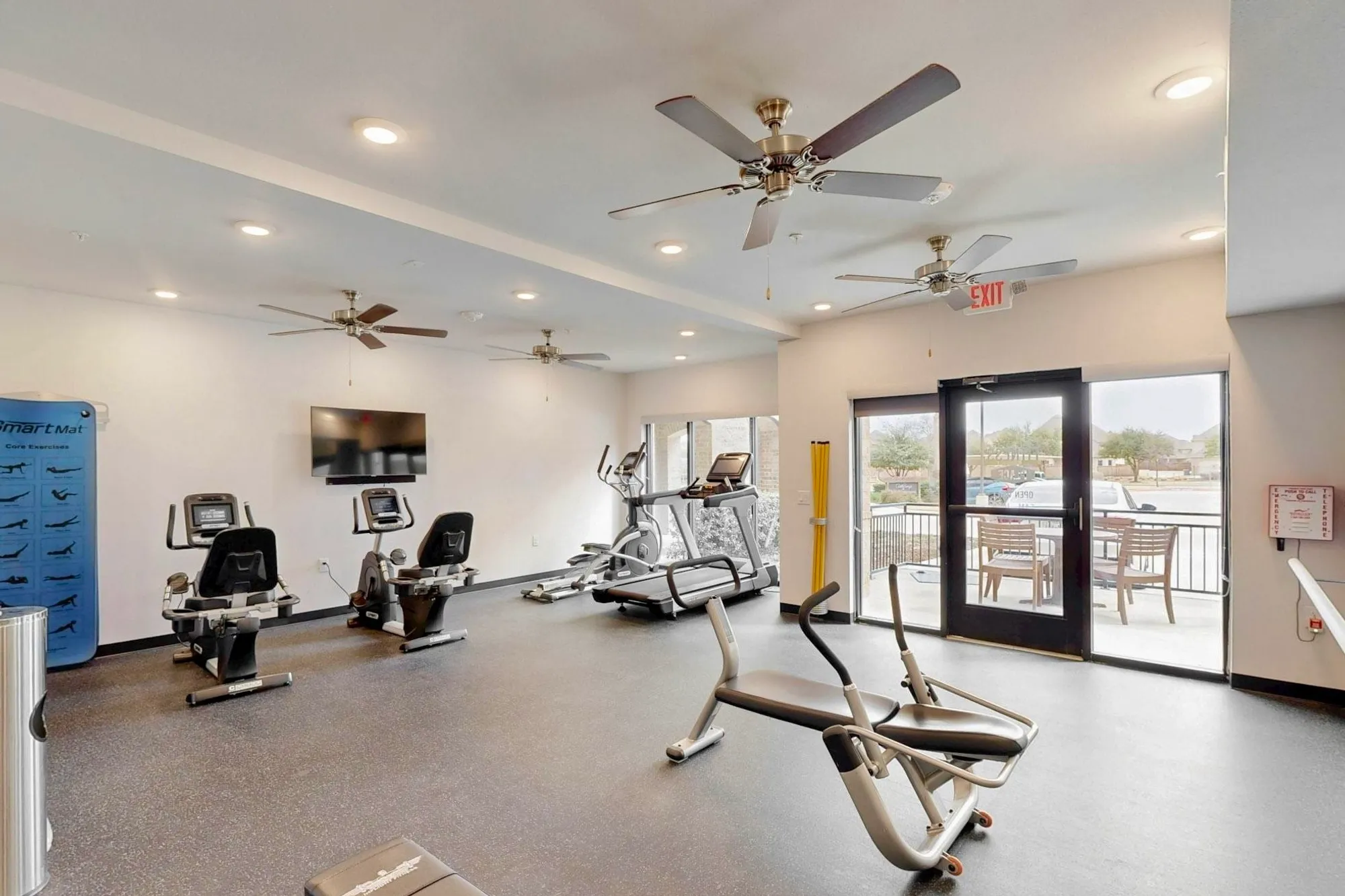 Property Slideshow image 30 of 40 | 1735 wittington pl apt 3403, Farmers Branch, TX, 75234