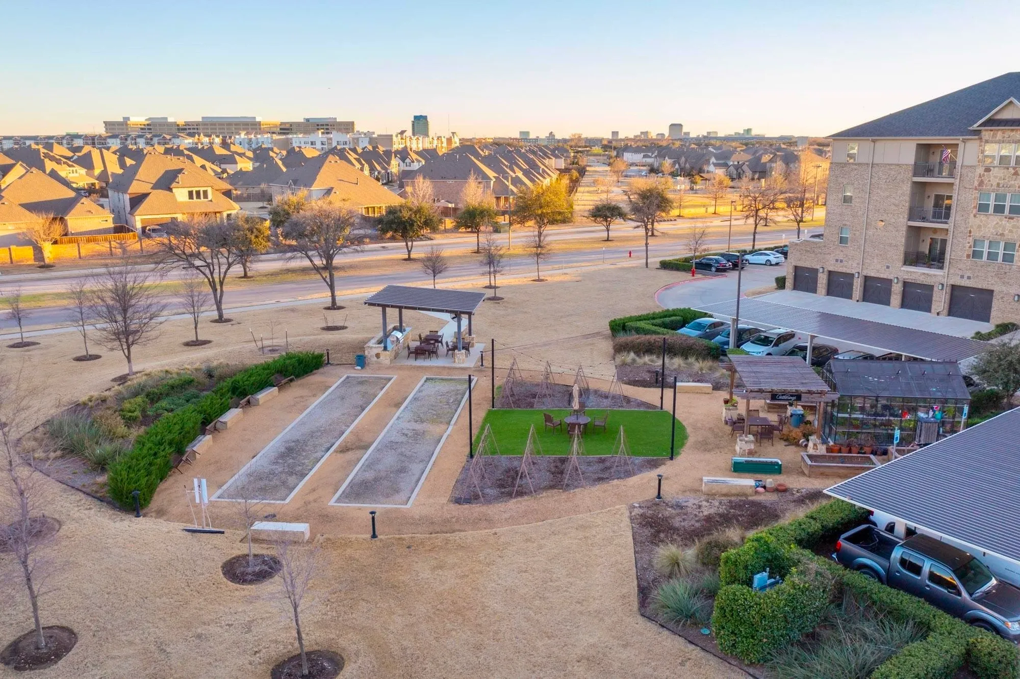 Property Slideshow image 9 of 40 | 1735 wittington pl apt 3403, Farmers Branch, TX, 75234