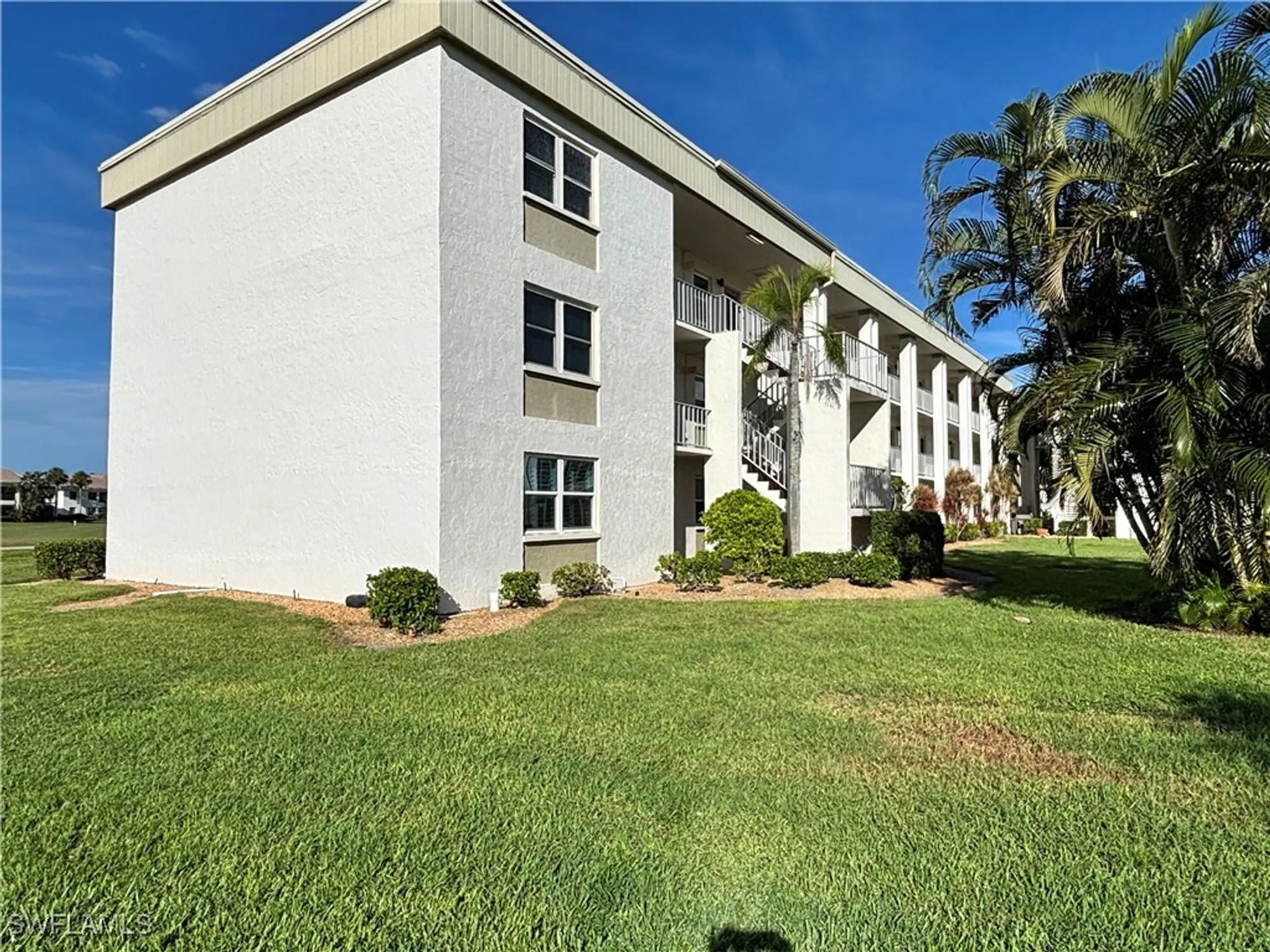 Property Slideshow image 2 of 16 | 1624 pine valley dr apt 115, Fort Myers, FL, 33907