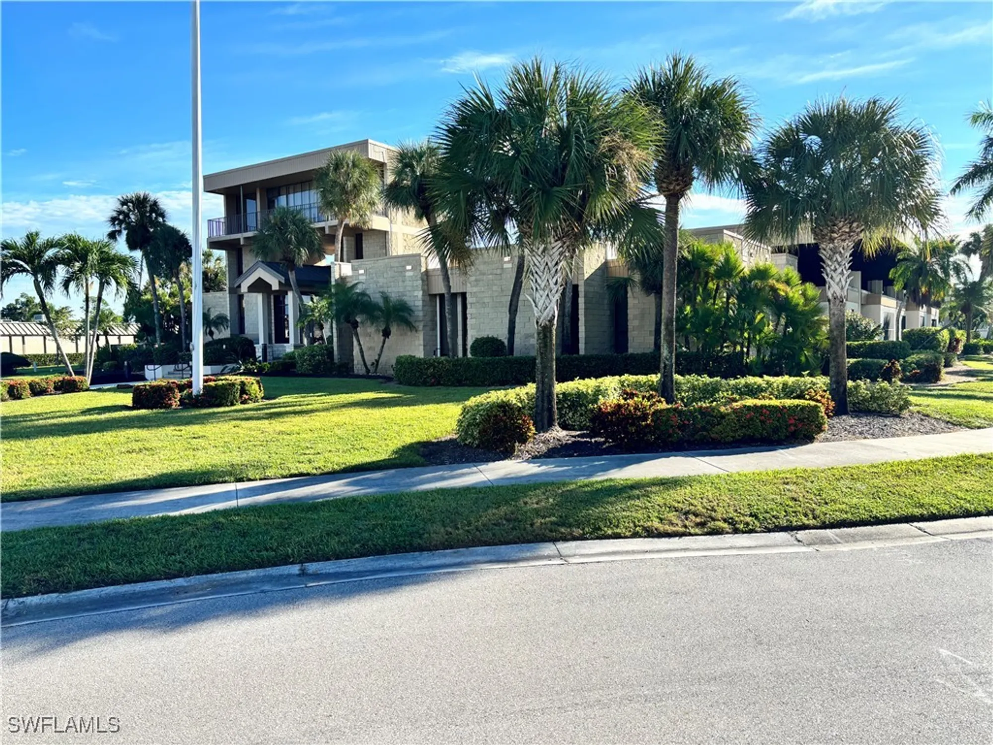 Property Slideshow image 7 of 16 | 1624 pine valley dr apt 115, Fort Myers, FL, 33907