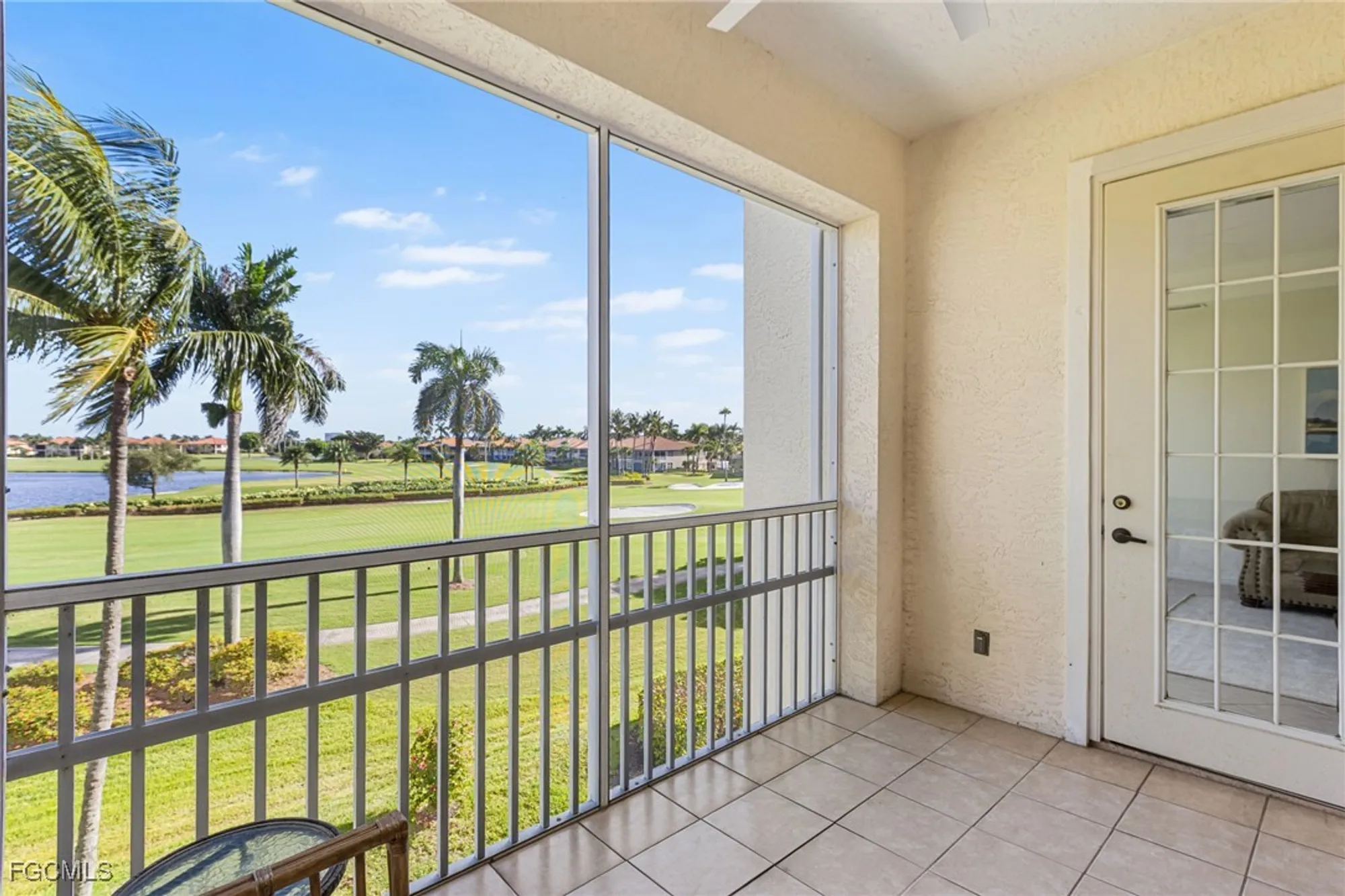 Property Slideshow image 14 of 50 | 11110 harbour yacht ct 33b, Fort Myers, FL, 33908