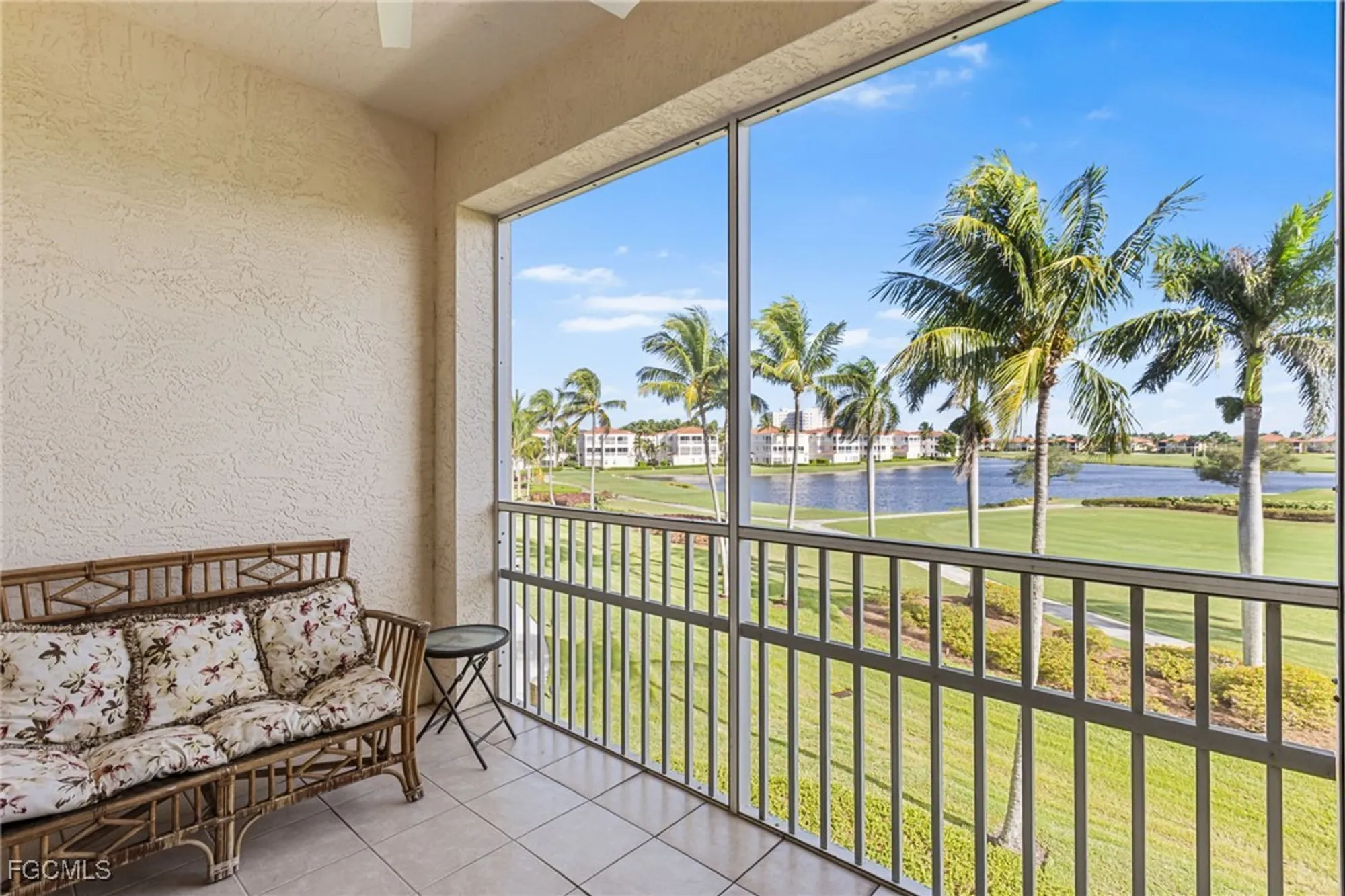 Property Slideshow image 20 of 50 | 11110 harbour yacht ct 33b, Fort Myers, FL, 33908