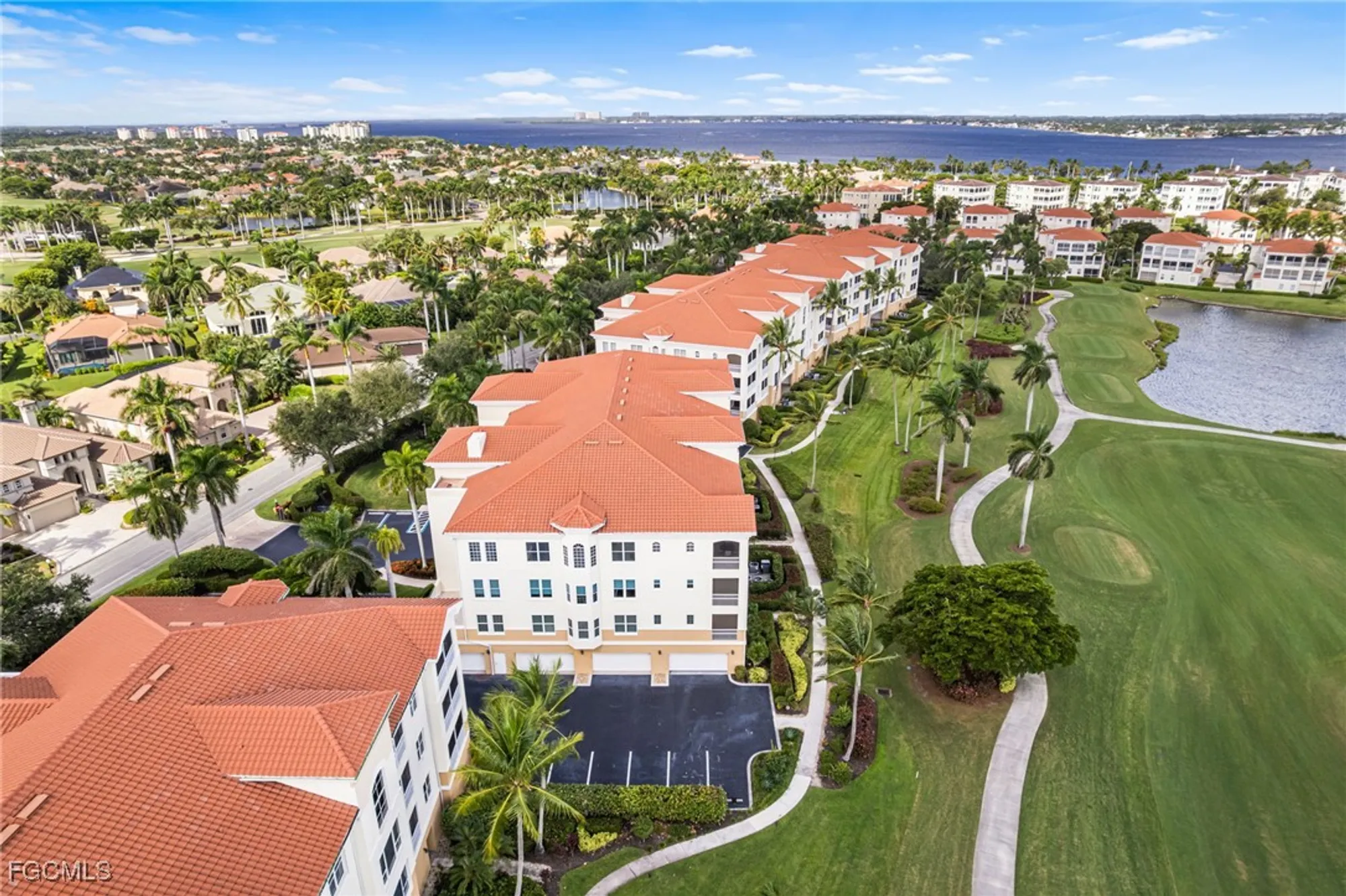 Property Slideshow image 35 of 50 | 11110 harbour yacht ct 33b, Fort Myers, FL, 33908